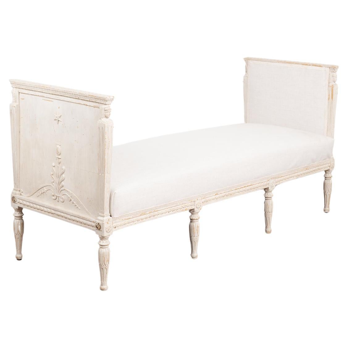 Antique Swedish Gustavian White Painted Settee Sofa Bench, circa 1820-40