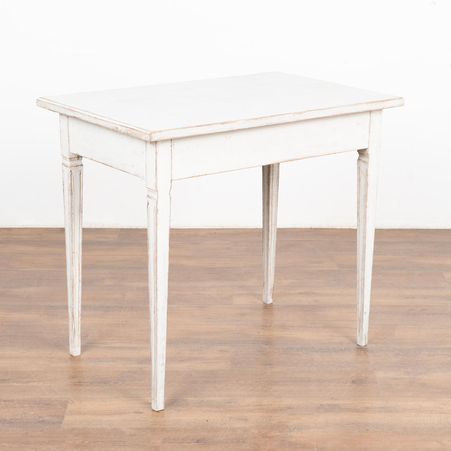Antique Swedish Gustavian White Painted Side Table With Drawer, circa 1860-80 For Sale 5