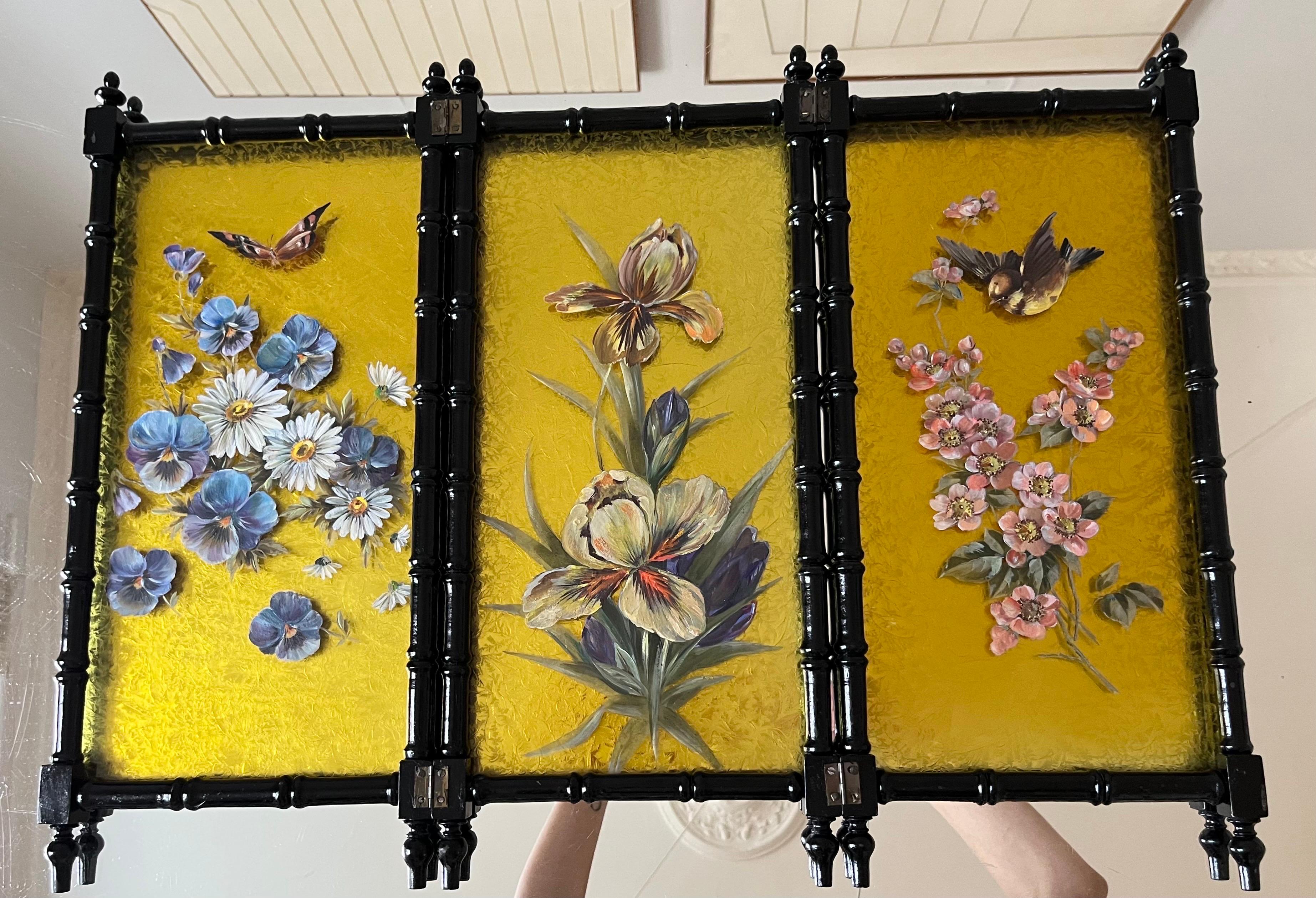 Antique Swedish Hand-Painted Decorative Three-Panel Glass Screen For Sale 8