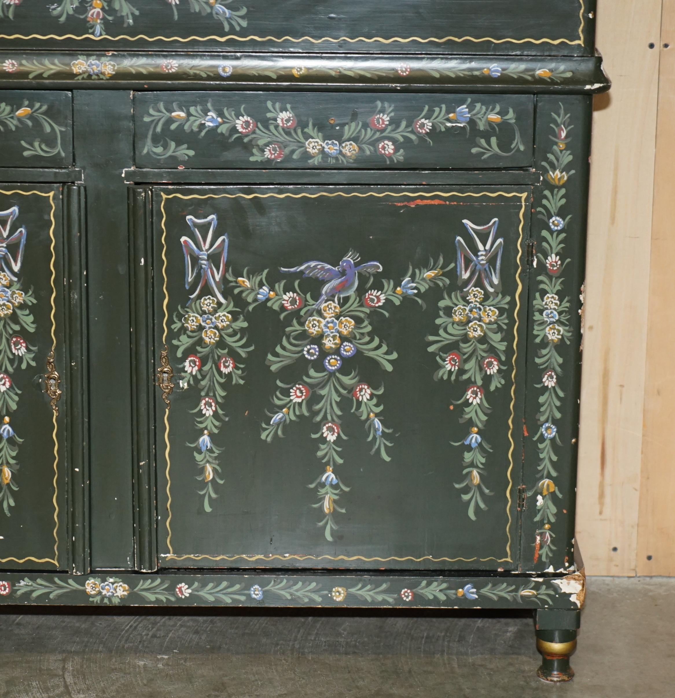 Bois ANTIQUE CUPBOARD HABERDASHERY ROCERS GRAIN BIN SiDEBOARD en vente