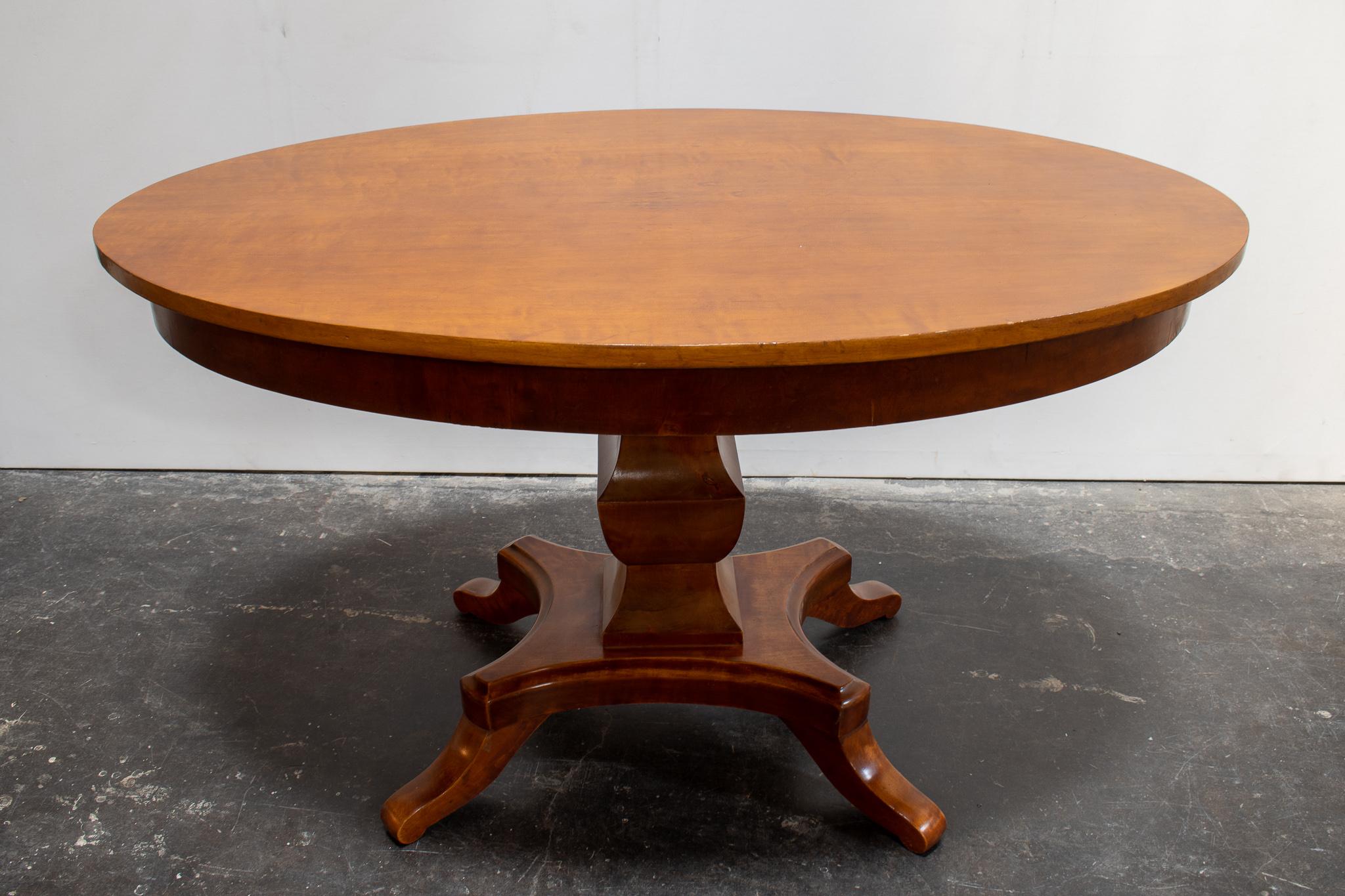 Mahogany Antique Swedish, Karl Johan 'Biedermeier' Oval Center Table For Sale