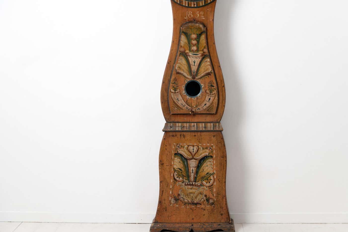 Antique Swedish Long Case Clock in Rococo Style with Original Decorative Paint For Sale 1