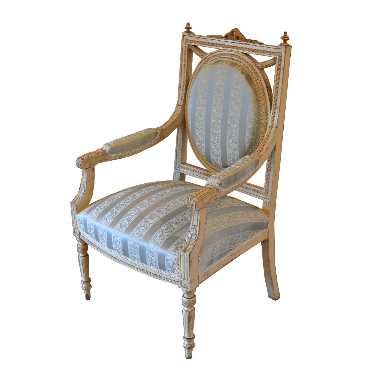 Antike schwedische Suite im Louis-XVI.-Stil mit Settee, Stühlen und Tisch, grau lackiert, im Louis-XVI.-Stil (Schwedisch) im Angebot