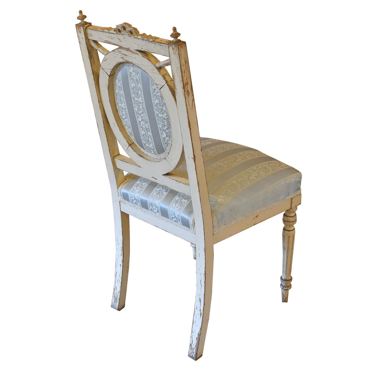 Antike schwedische Suite im Louis-XVI.-Stil mit Settee, Stühlen und Tisch, grau lackiert, im Louis-XVI.-Stil (Polster) im Angebot