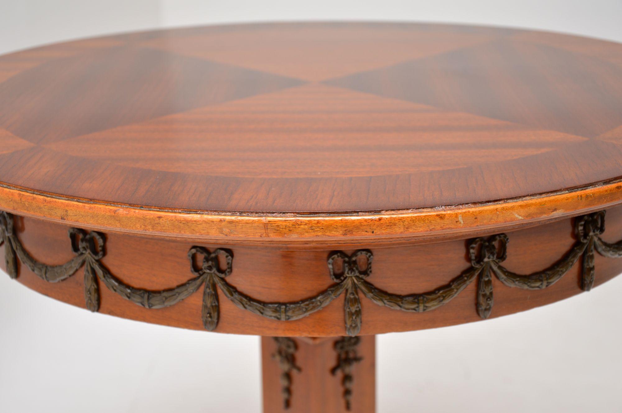 Antique Swedish Occasional Table In Good Condition For Sale In London, GB