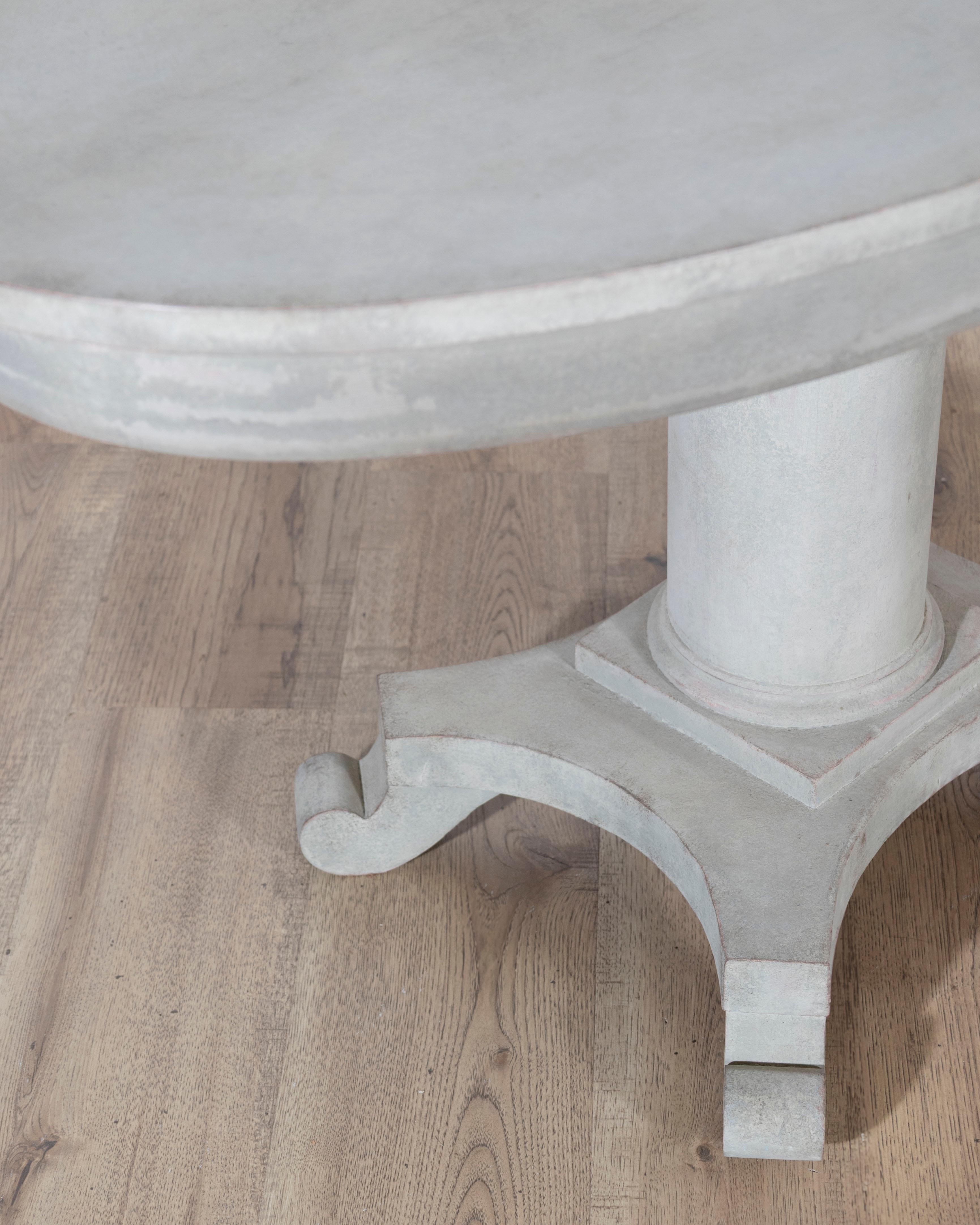 Antique Swedish Oval Painted Center Table, circa 1900–1910 For Sale 2