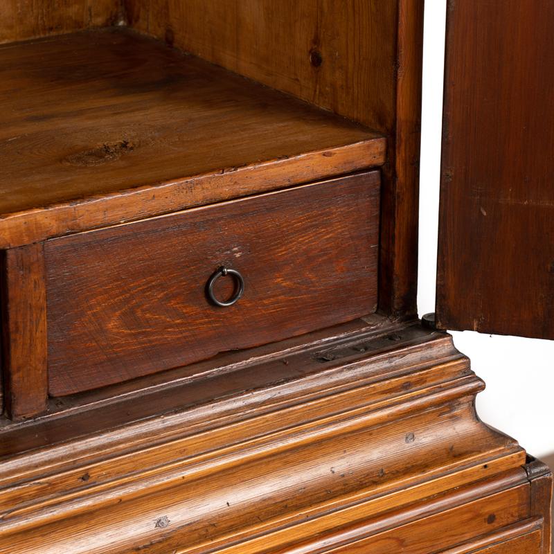Antike schwedische Kiefer Kabinett Cupboard aus frühen 1800's im Angebot 2