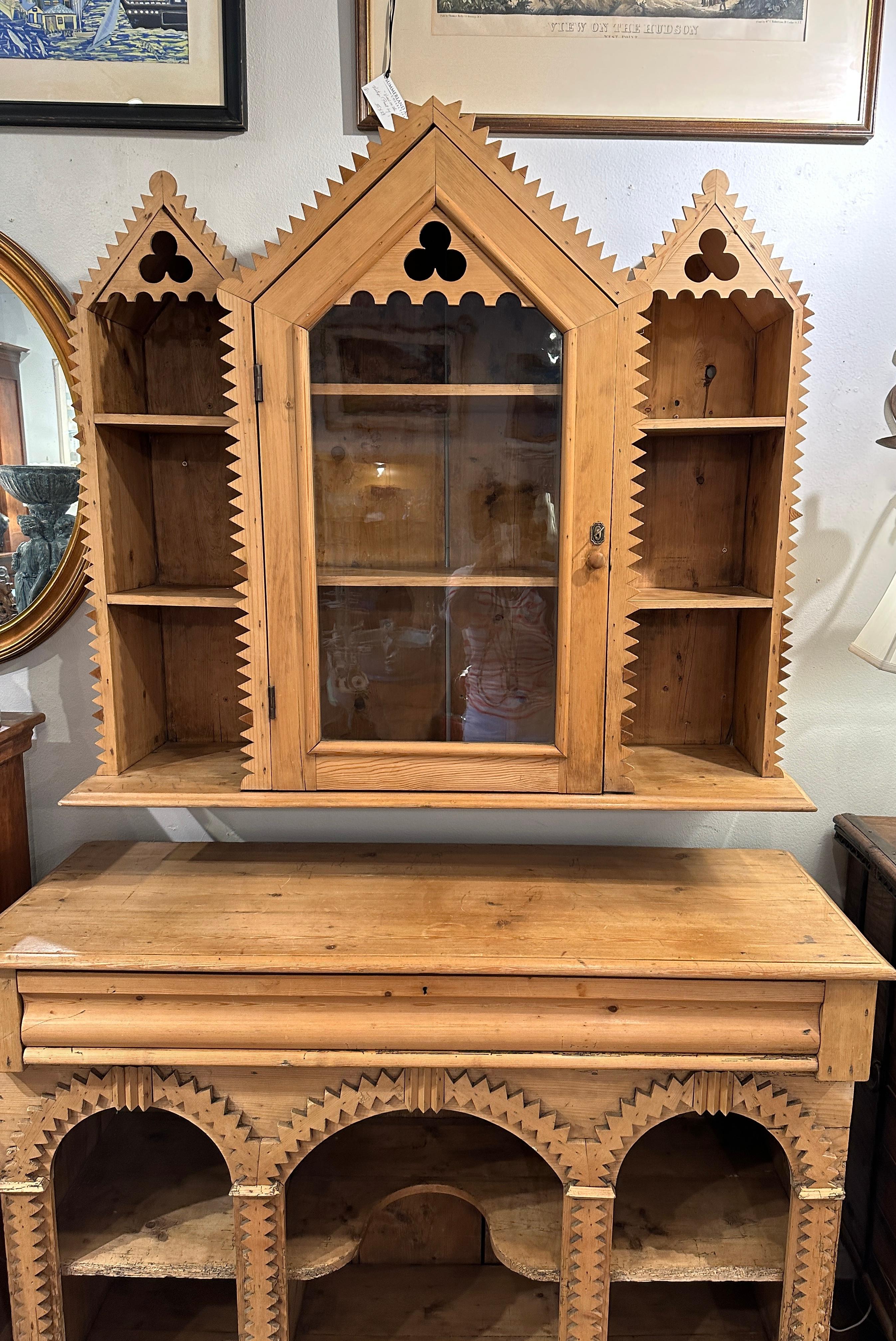 Antique Swedish Pine Cupboard Cabinet  en vente 7