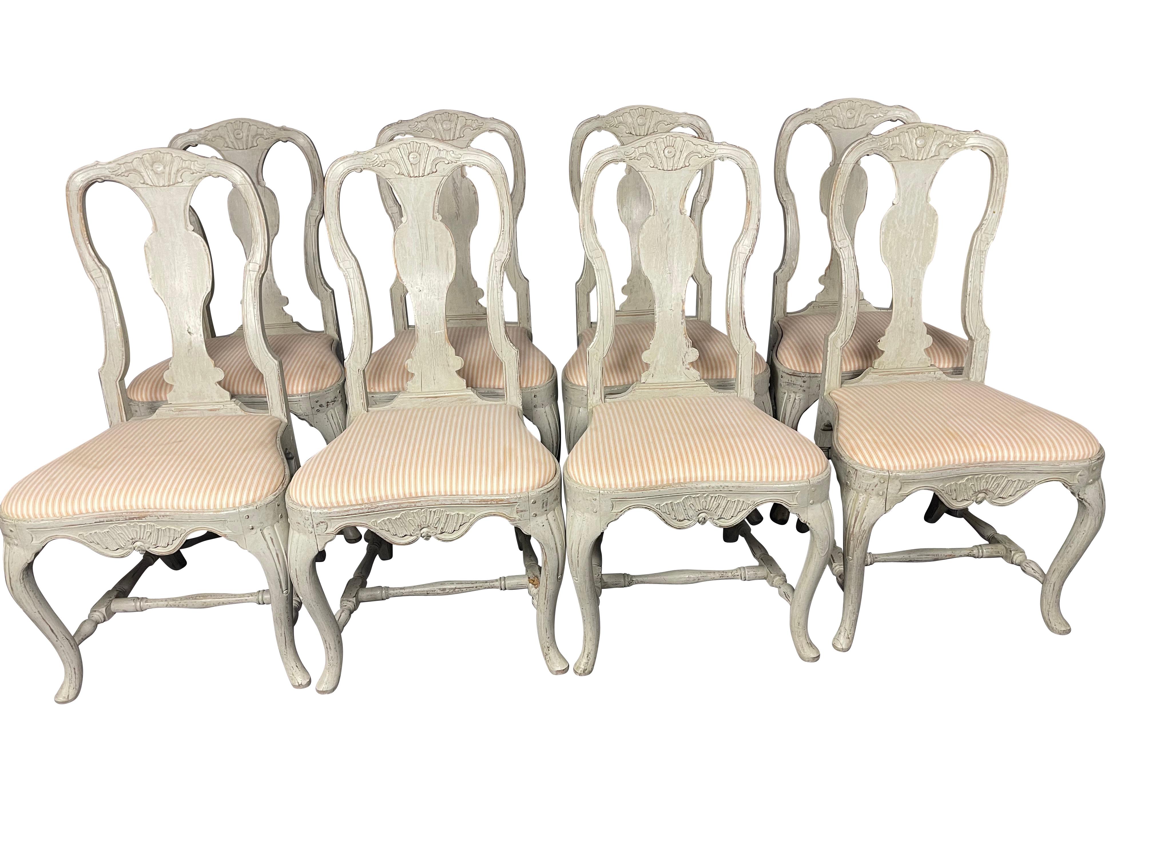 Antique 19thC Swedish Rococo Lime Washed Queen Anne Dining Chairs, Set of 8 For Sale 4