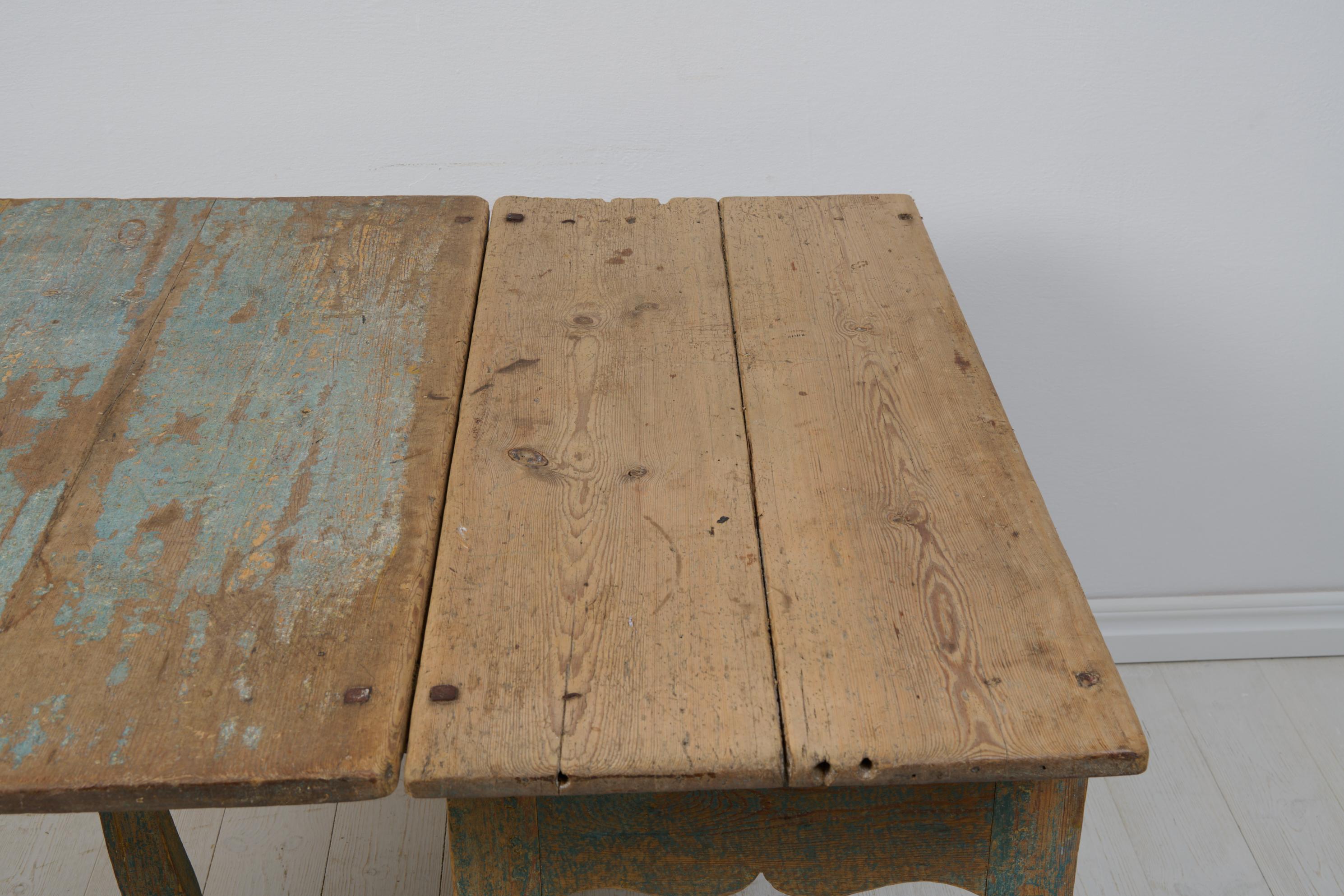 Antique Swedish Rococo Rustic Charming Pine Drop-Leaf Table For Sale 2