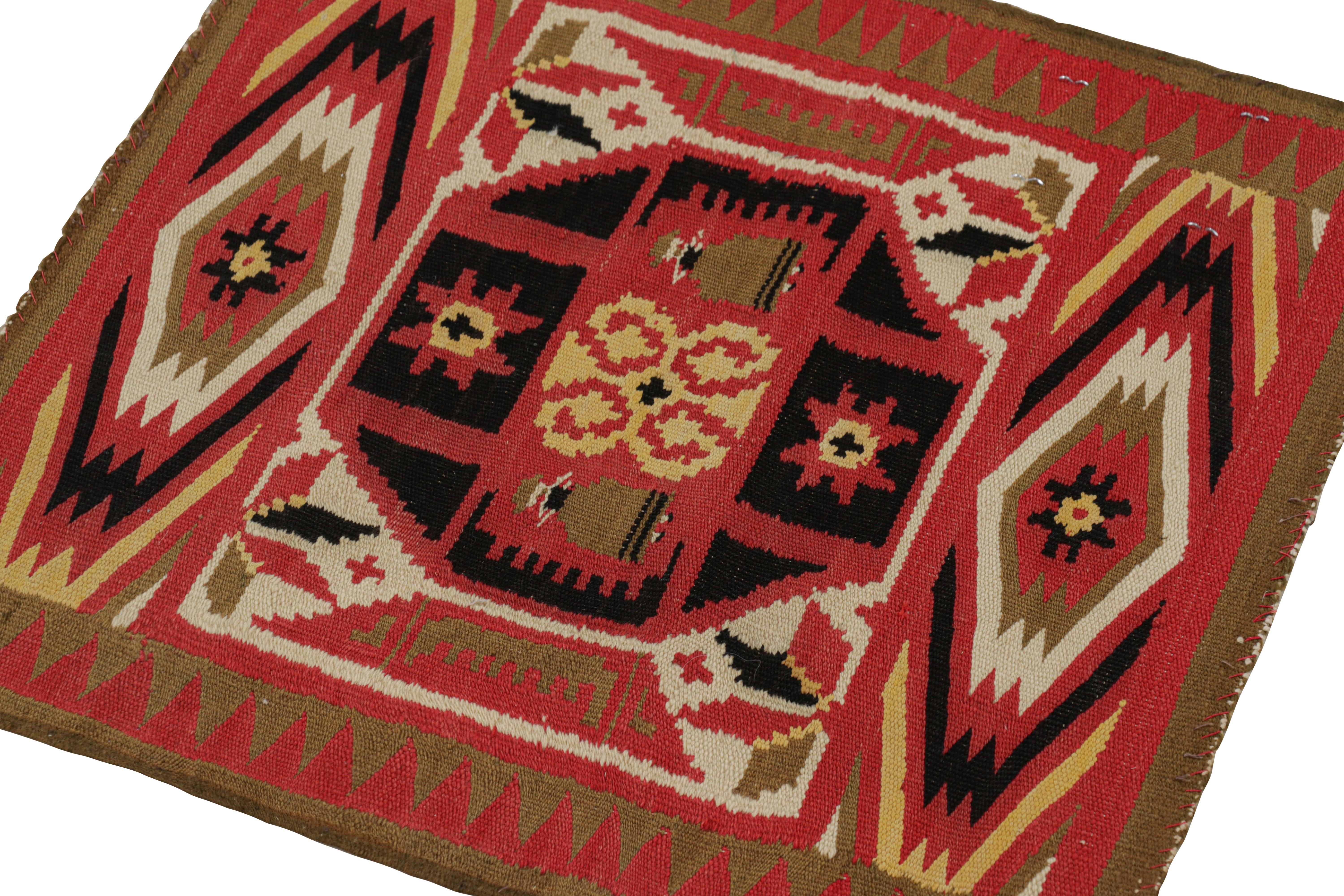 Tessuto a mano Antico arazzo svedese Rollakan con immagini e geometrie, da Rug & Kilim in vendita