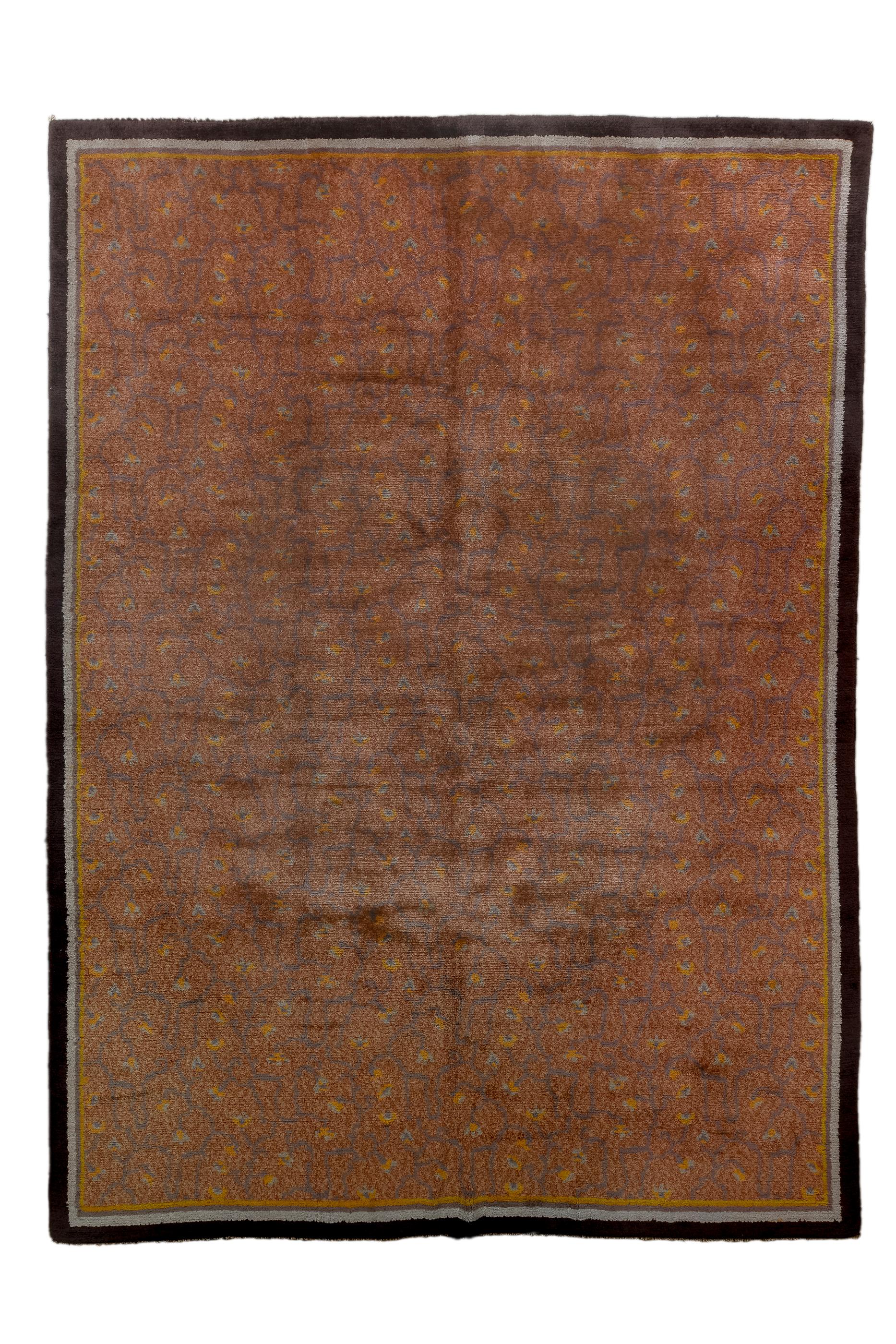 A very attractive minimal rug made in Sweden, quite rare to be found in the market. The background color develops in alternating textures on the colors of beige and light brown offering a very interesting visual impact. The colors are warm and well