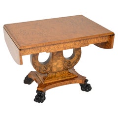 Ancienne table de canapé suédoise Biedermeier en bouleau satiné