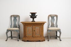 Antique Swedish Small Charming Country House Sideboard from the Early 1800s
