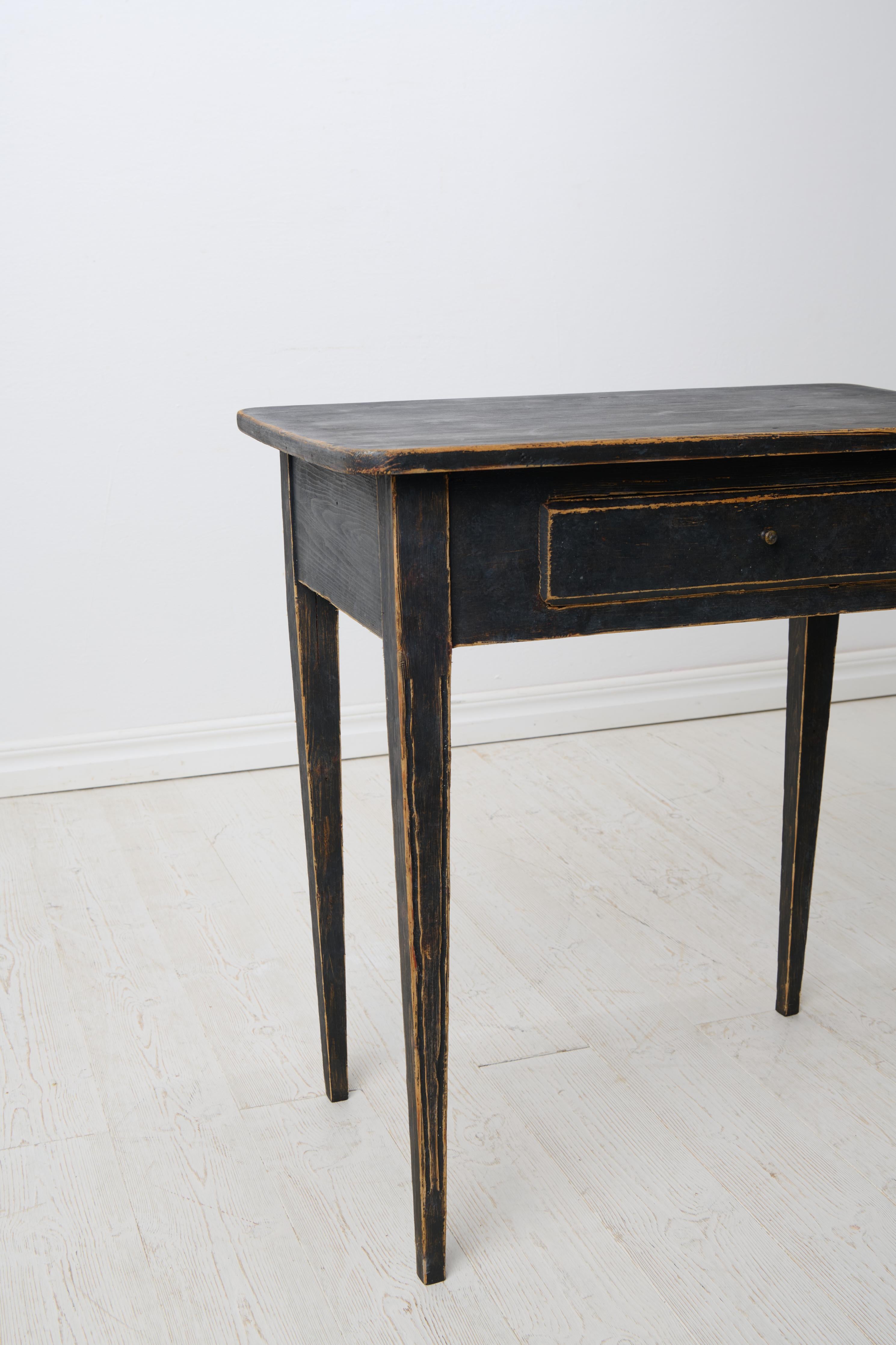 Antique Swedish Small Gustavian Side Table with a Drawer, Distressed Paint For Sale 5