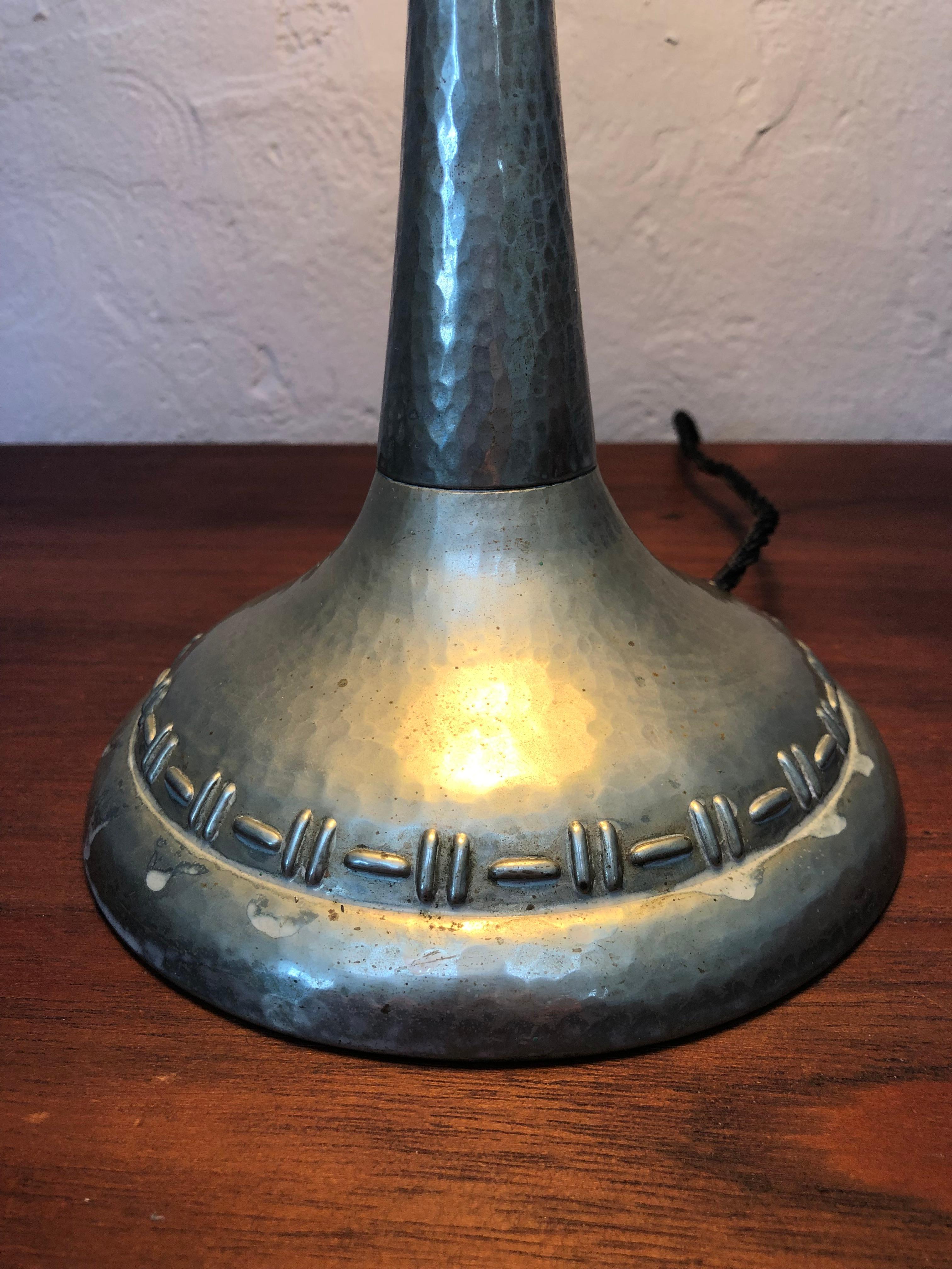 Plaqué argent Lampe de bureau suédoise ancienne Strindberg en argent nickelé en vente