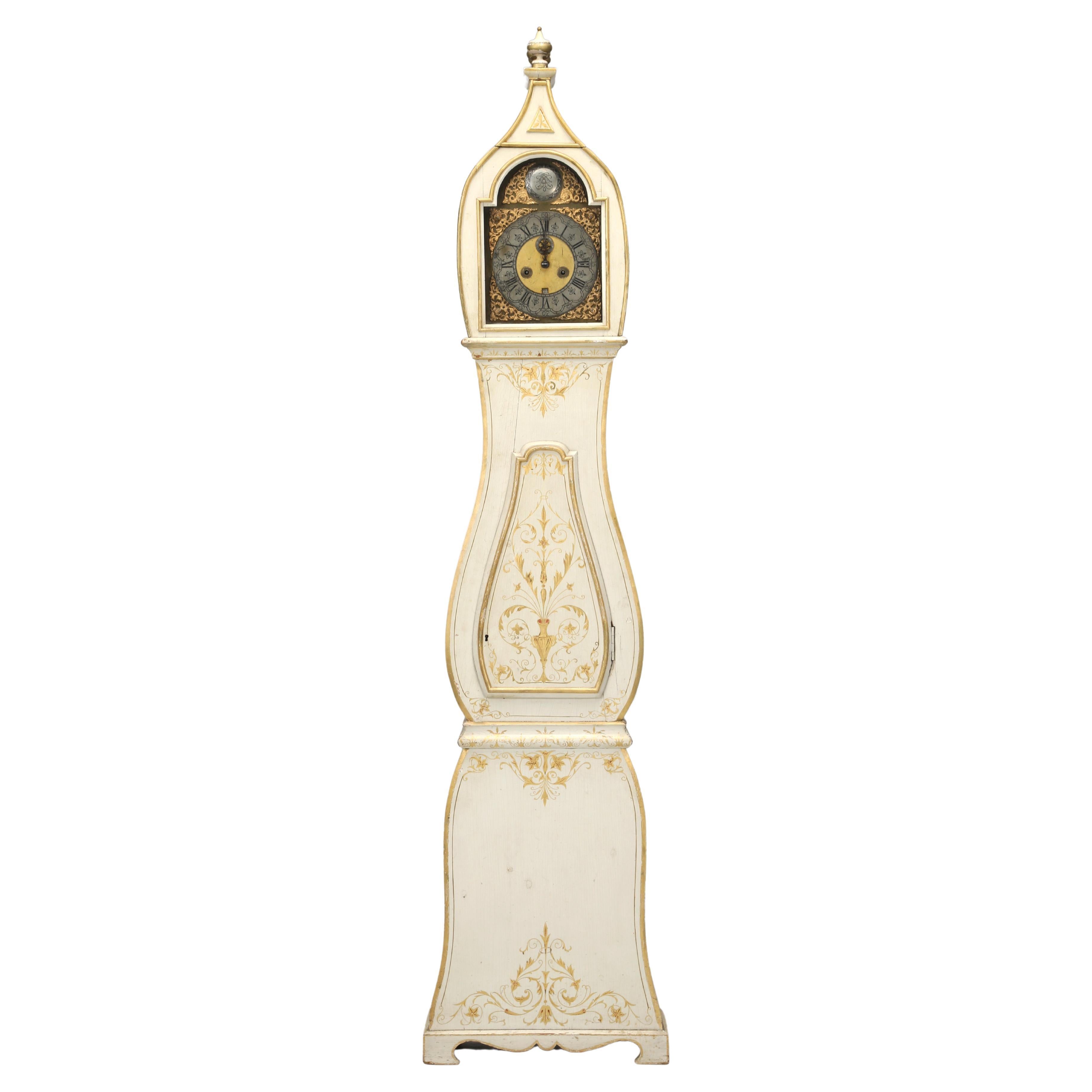 Ancienne horloge suédoise Mora, grand boîtier, grand-père ou Mora peinte à l'ancienne 