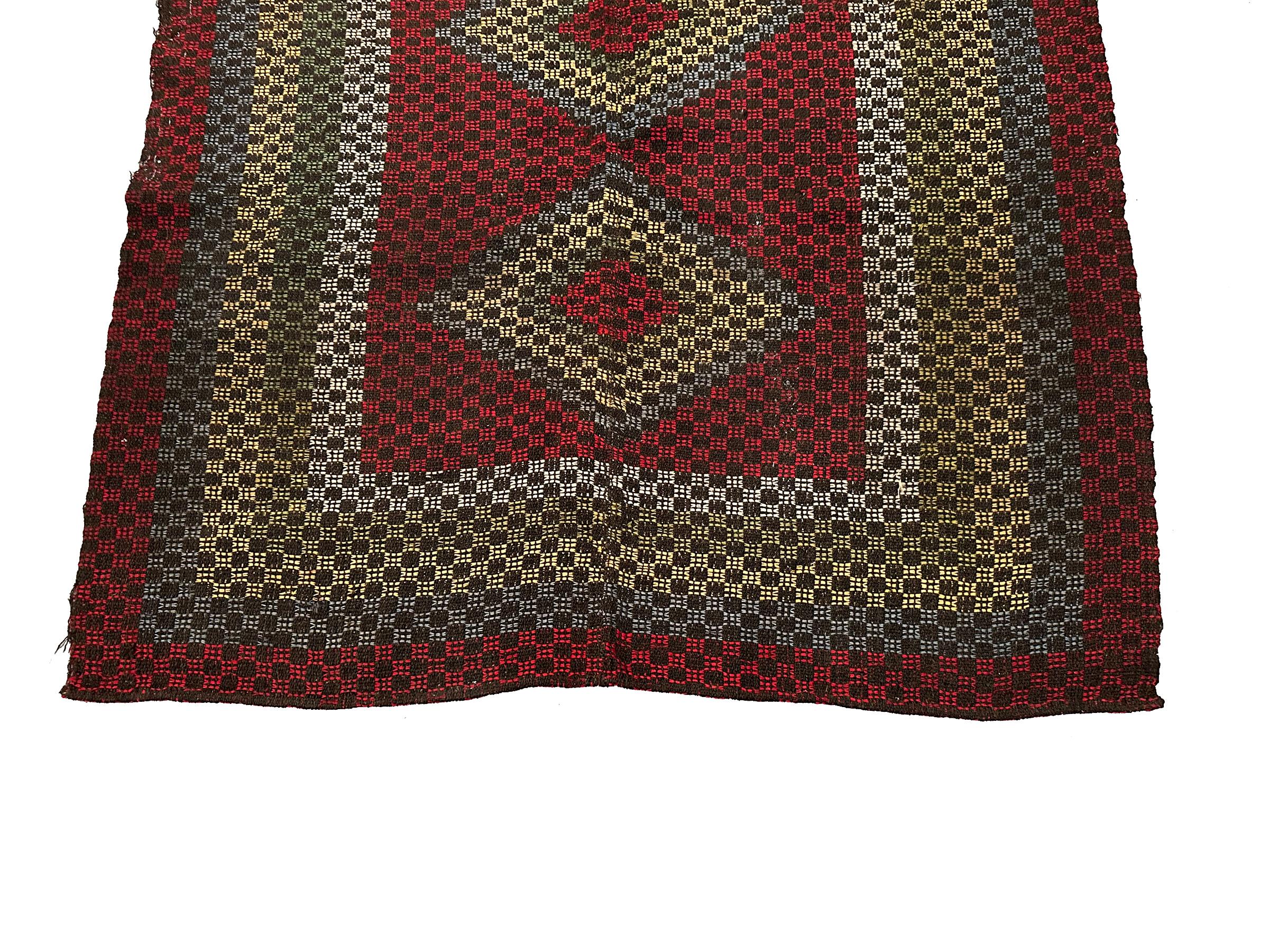 Antique Swedish Tapestry Geometric 4x6 130cm x 186cm In Good Condition For Sale In New York, NY