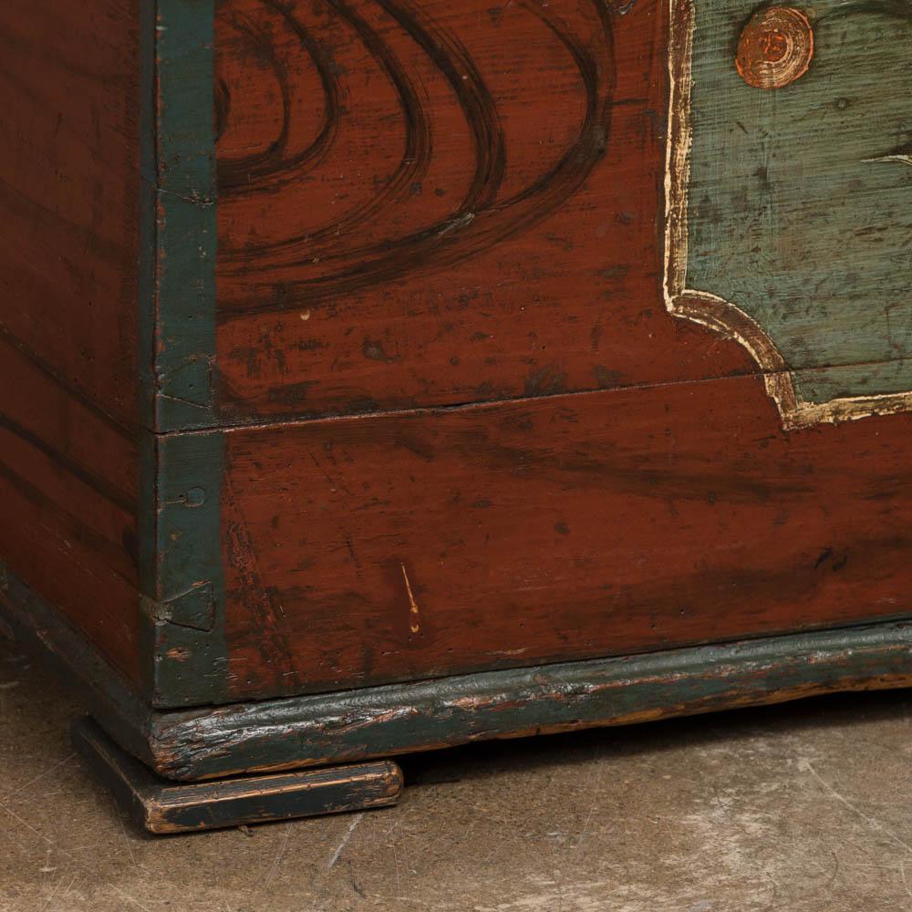 Antique Swedish Trunk with Original Paint 3