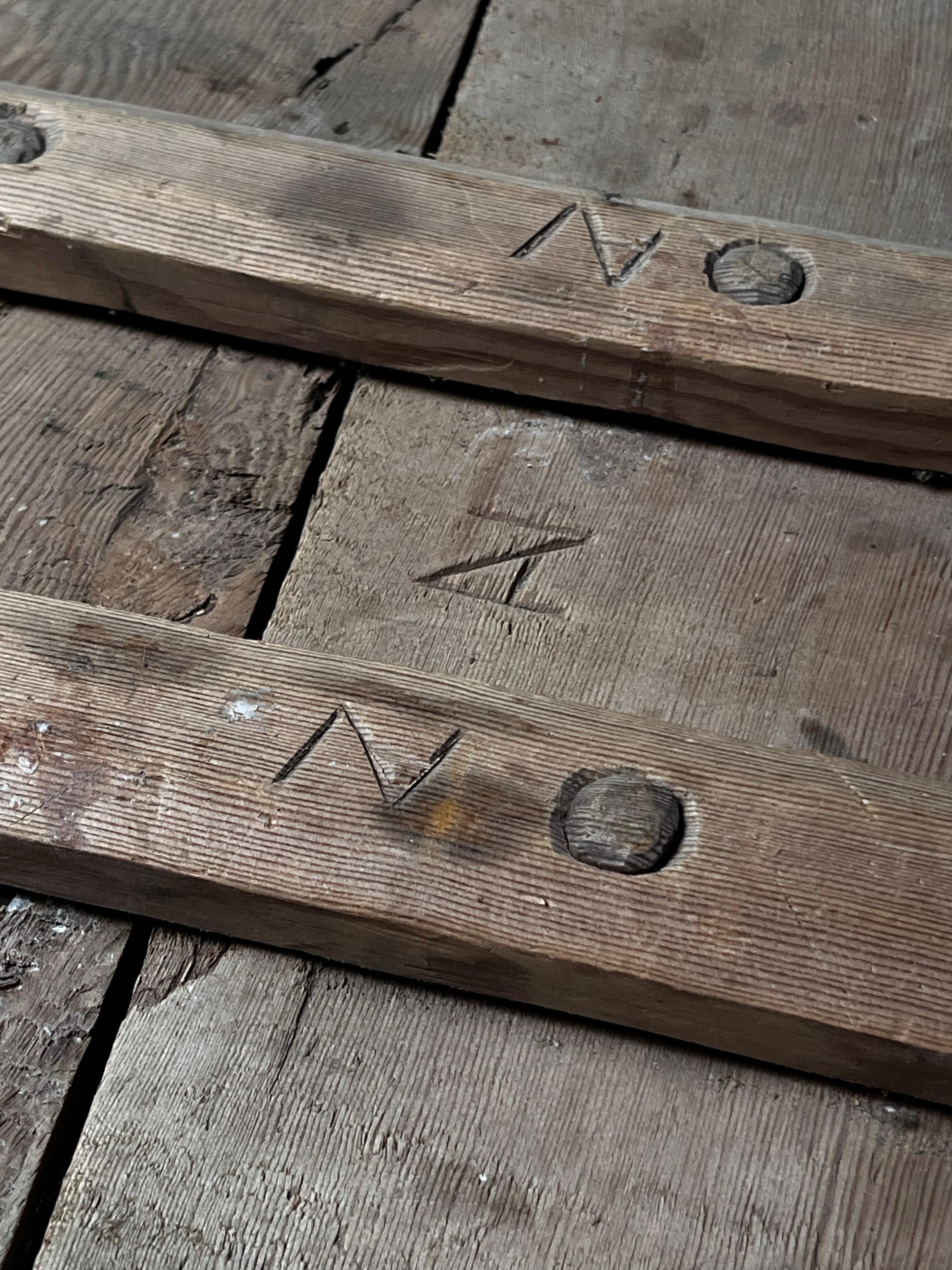 Antiguo barril de madera sueco 1800 Artesanía popular hecha a mano gran estado Hecho a mano en venta