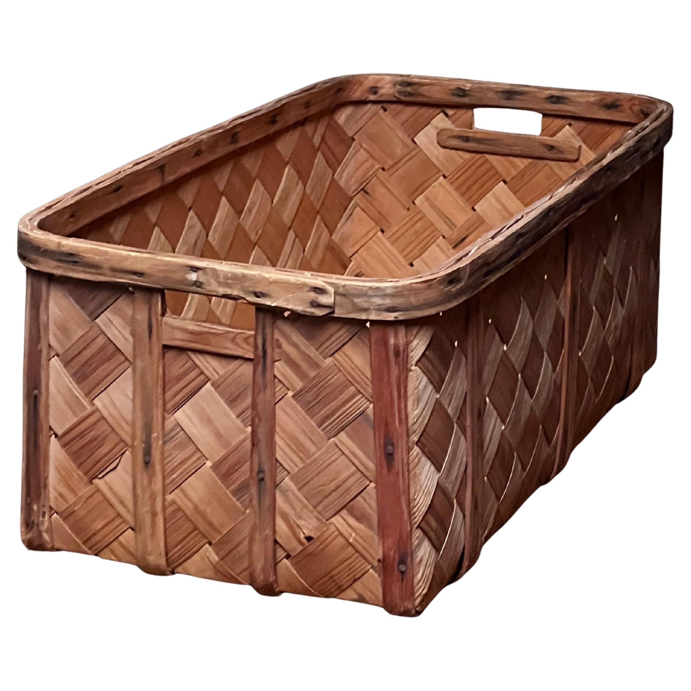 Cesta de madera sueca antigua 1800 Artesanía popular hecha a mano color natural