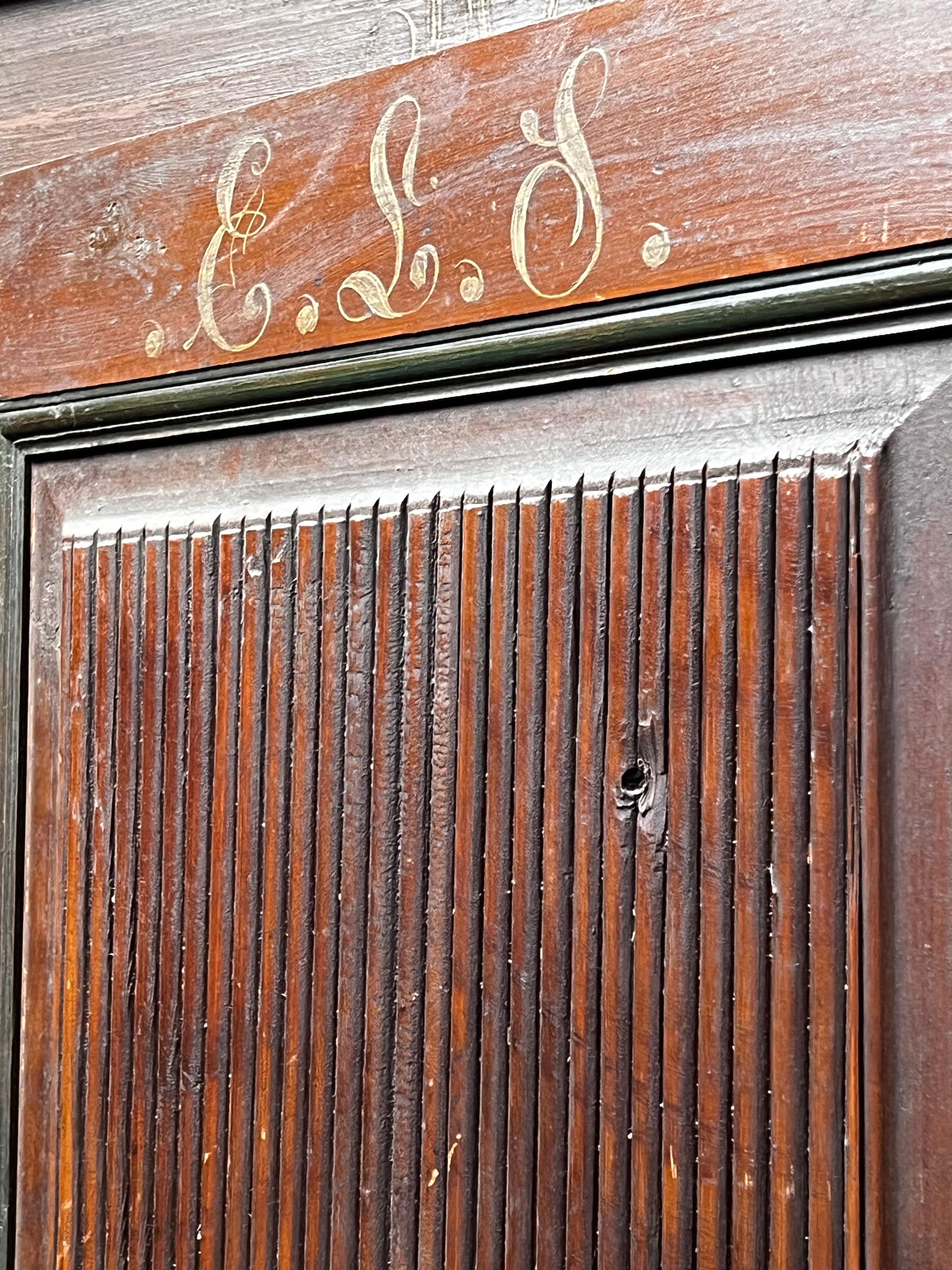 Antiguo armario de cocina sueco de madera 1846 Hecho a mano Artesanía popular gran estado en venta 6