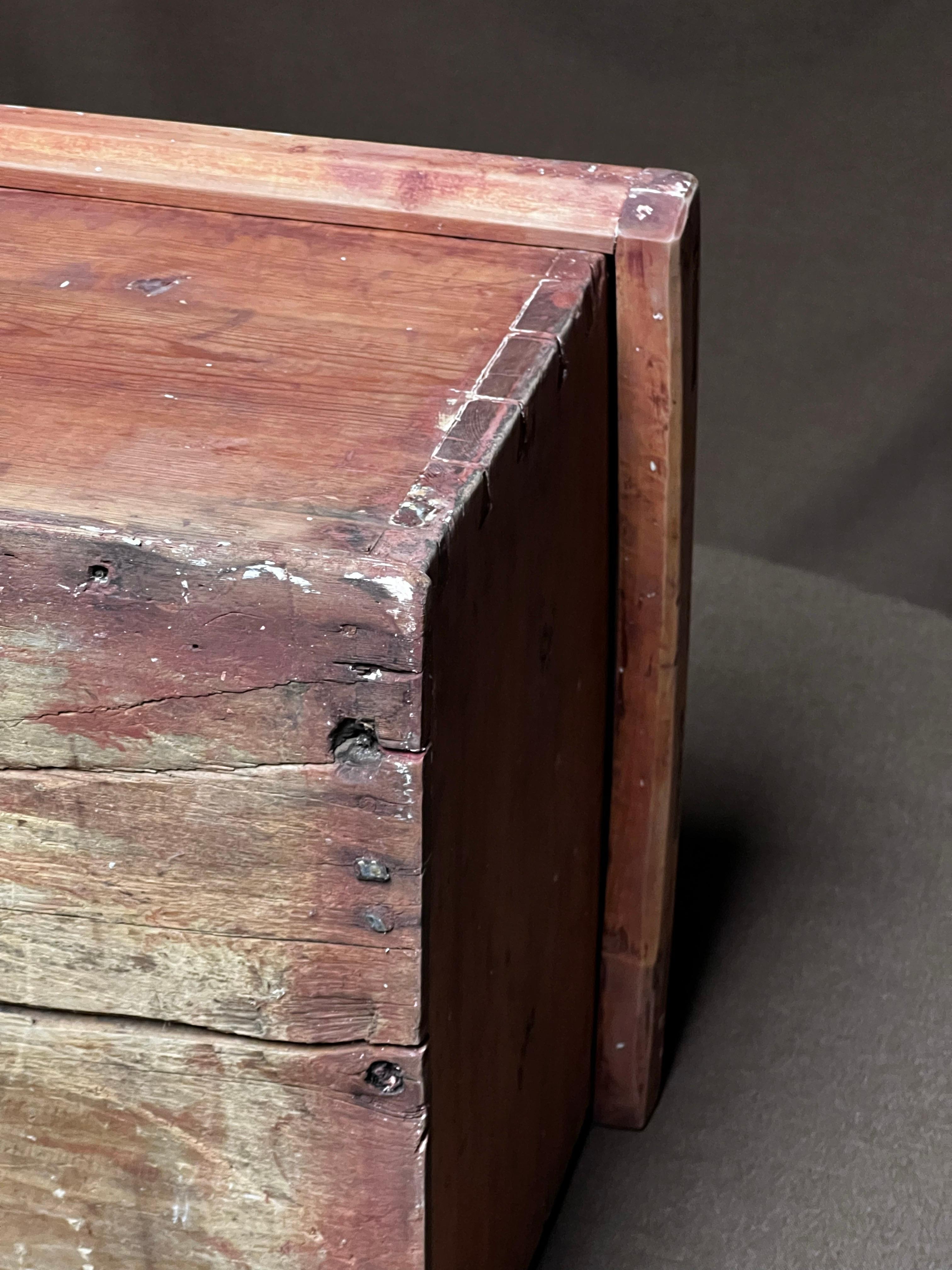 Antico baule di legno svedese / scatola di immagazzinaggio 1825 Firmato Artigianato popolare a mano in vendita 3