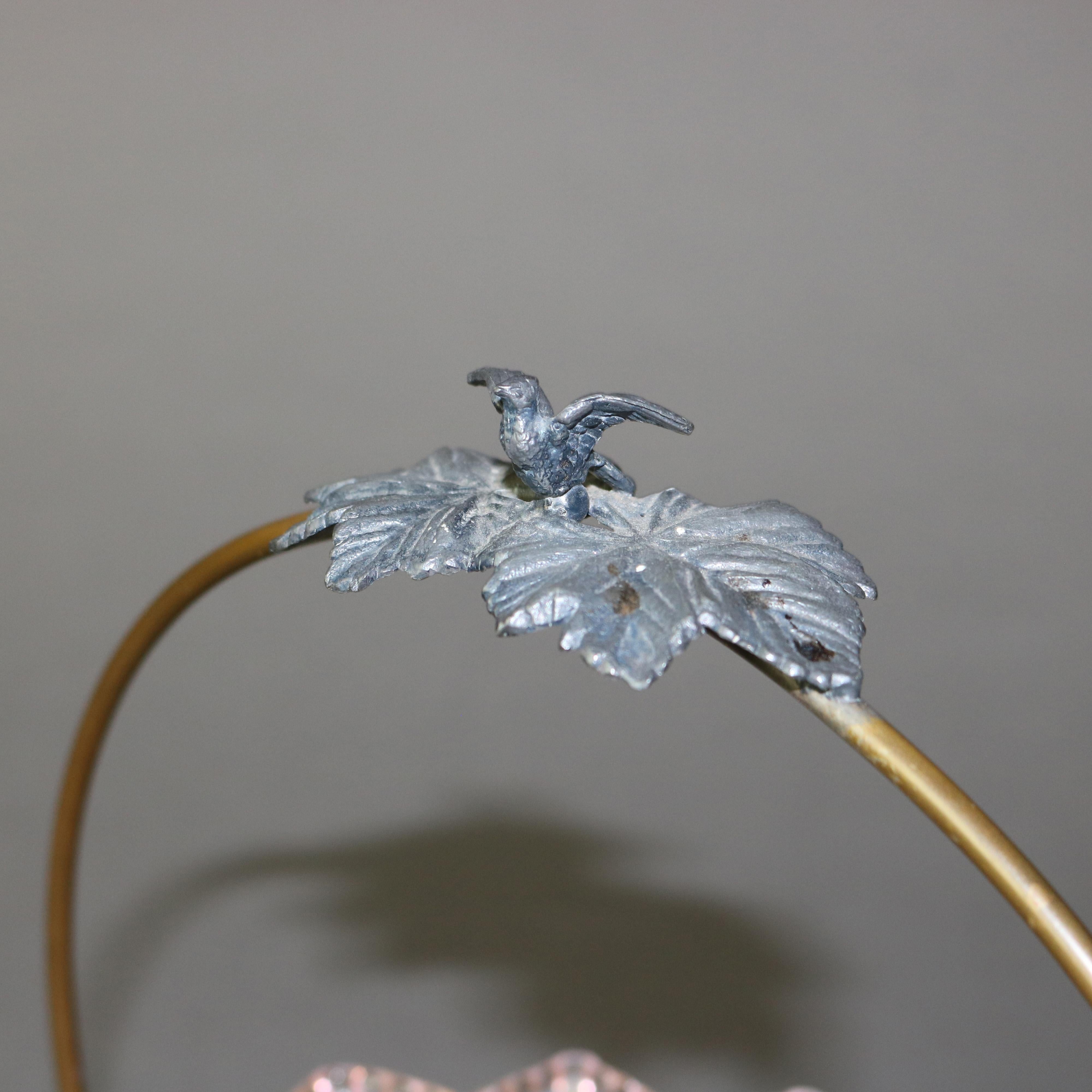 XIX secolo Antico cesto da sposa in vetro opalescente con bordo increspato C1890 in vendita