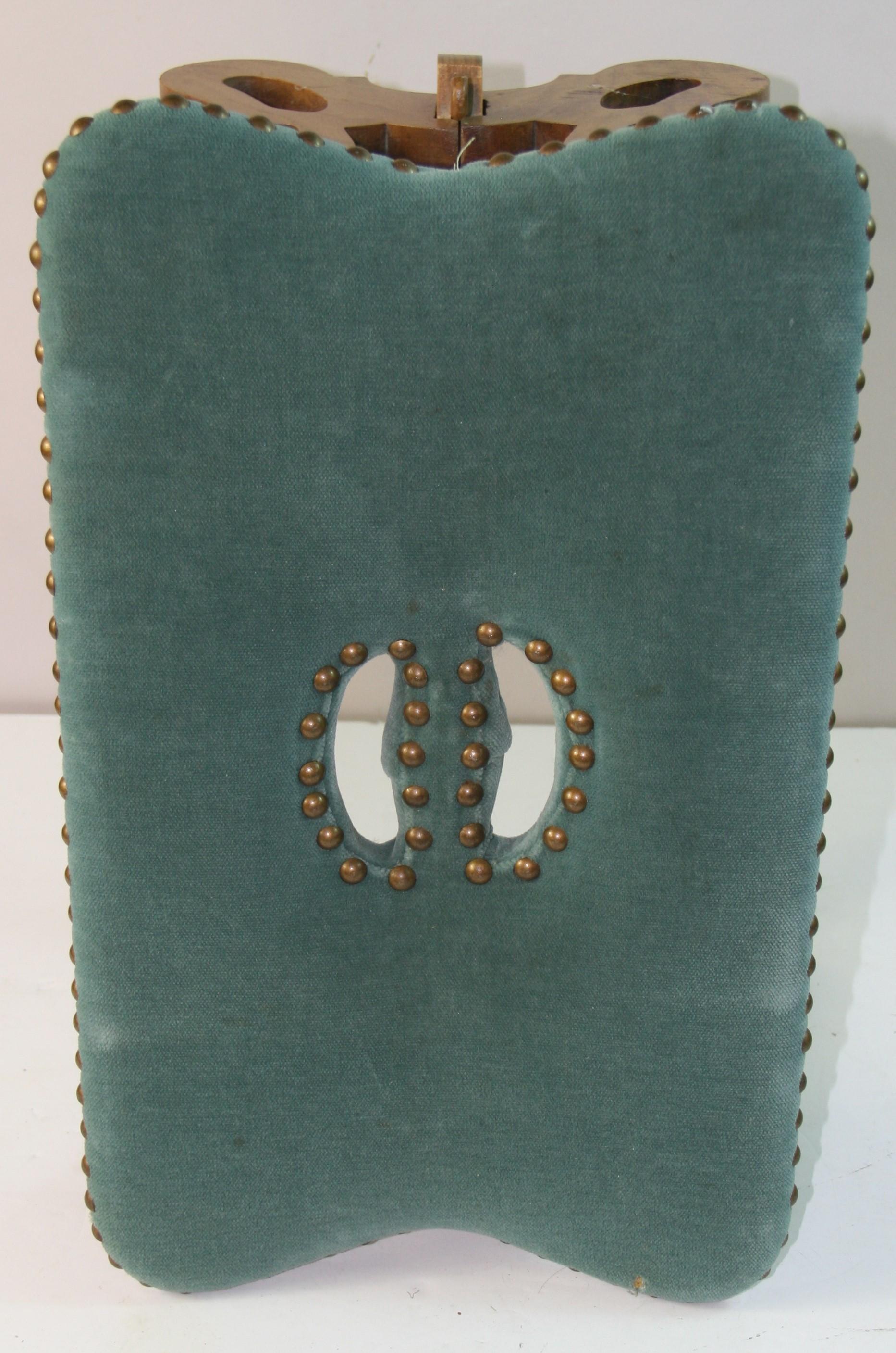 Ancienne Suisse alpine  Tabourets CUSTOM MADE (2 disponibles) en vente 6