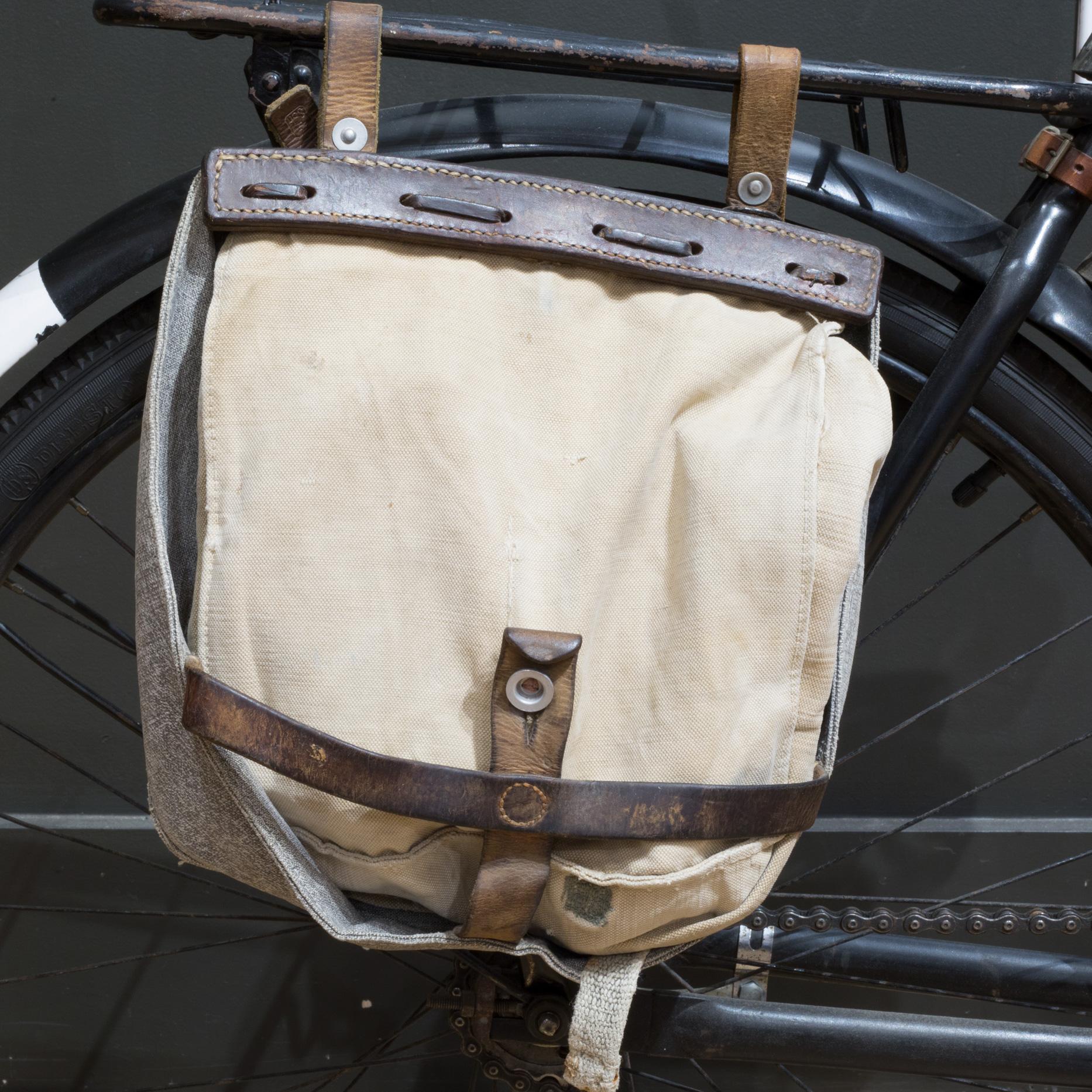 Bicicleta antigua Swiss Army MO-05, circa 1930-1940-Decorativa o sólo piezas Acero