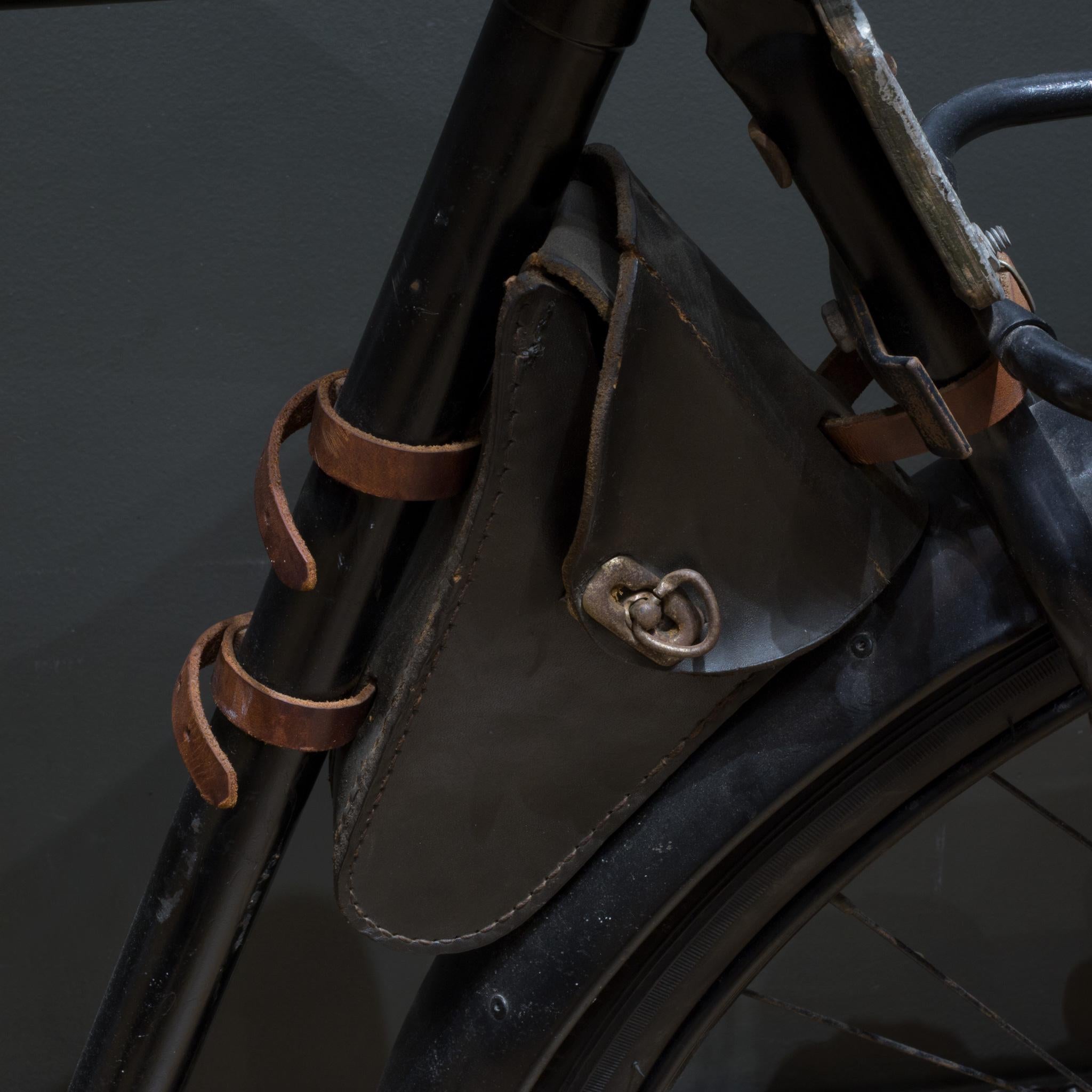 Bicicleta antigua Swiss Army MO-05, circa 1930-1940-Decorativa o sólo piezas siglo XX