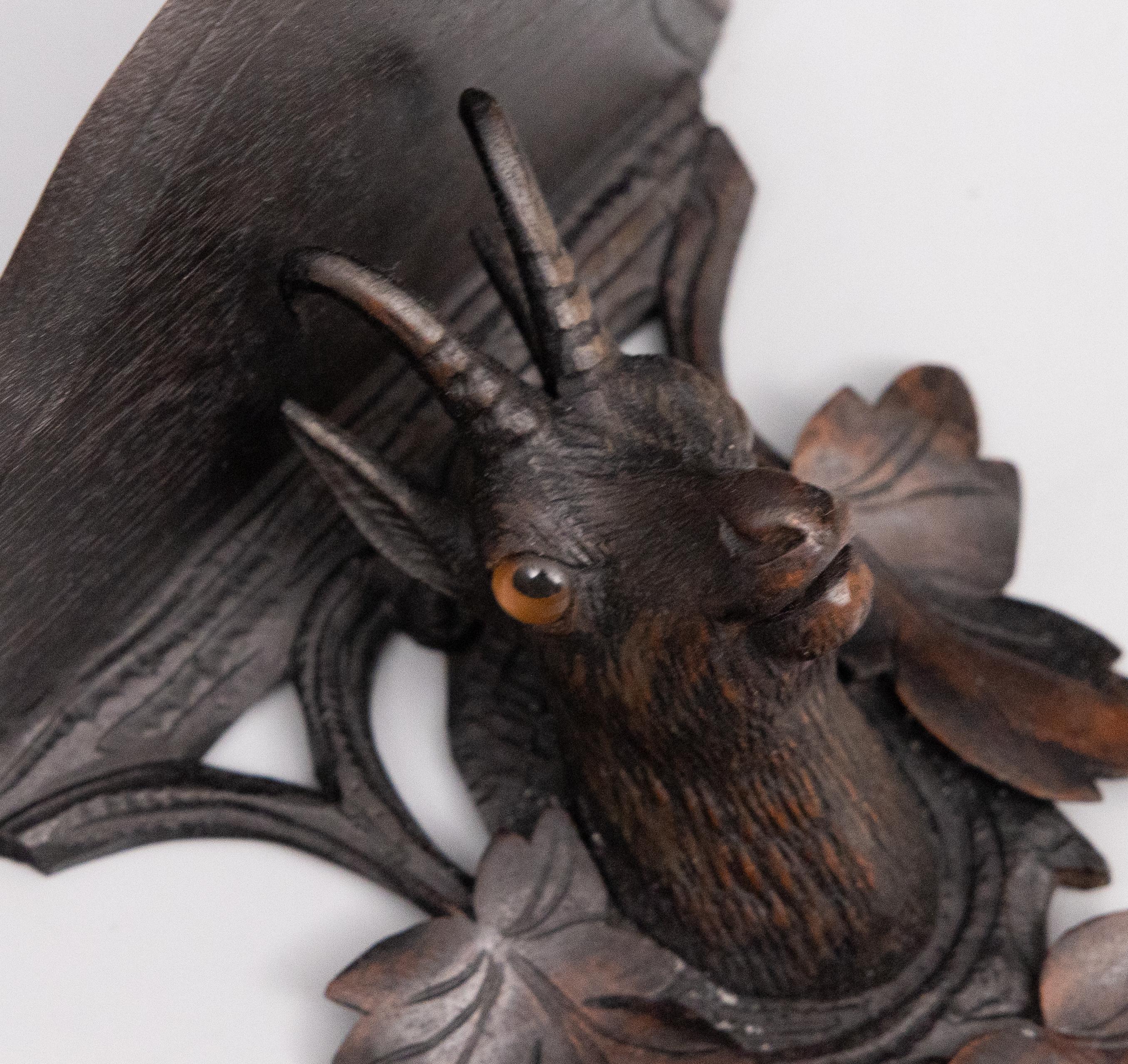 Antique Swiss Black Forest Carved Chamois Wall Bracket Shelf, circa 1900 In Good Condition In Pearland, TX