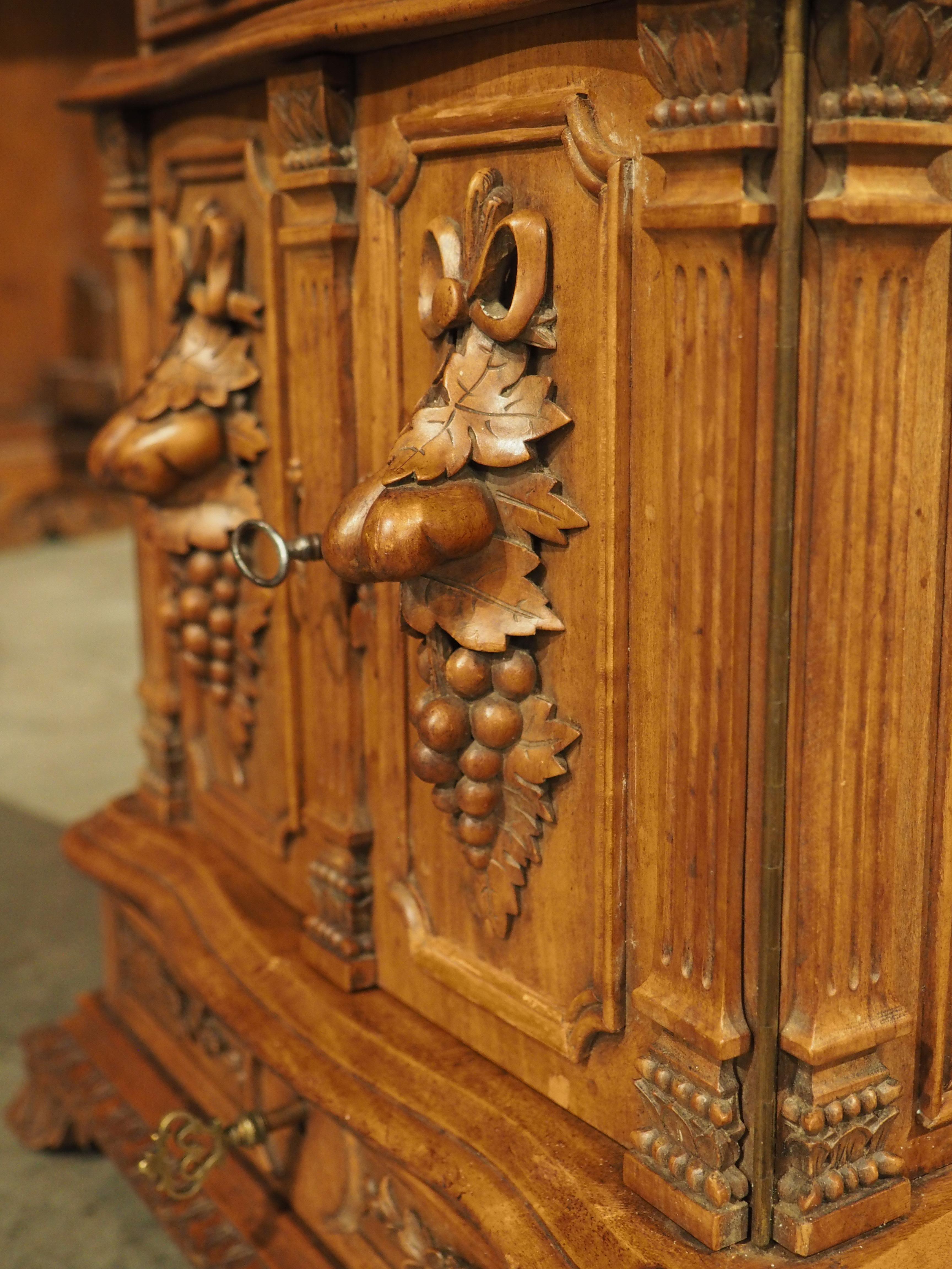 Antique Swiss Black Forest Carved Cigar Chest, Circa 1890 7