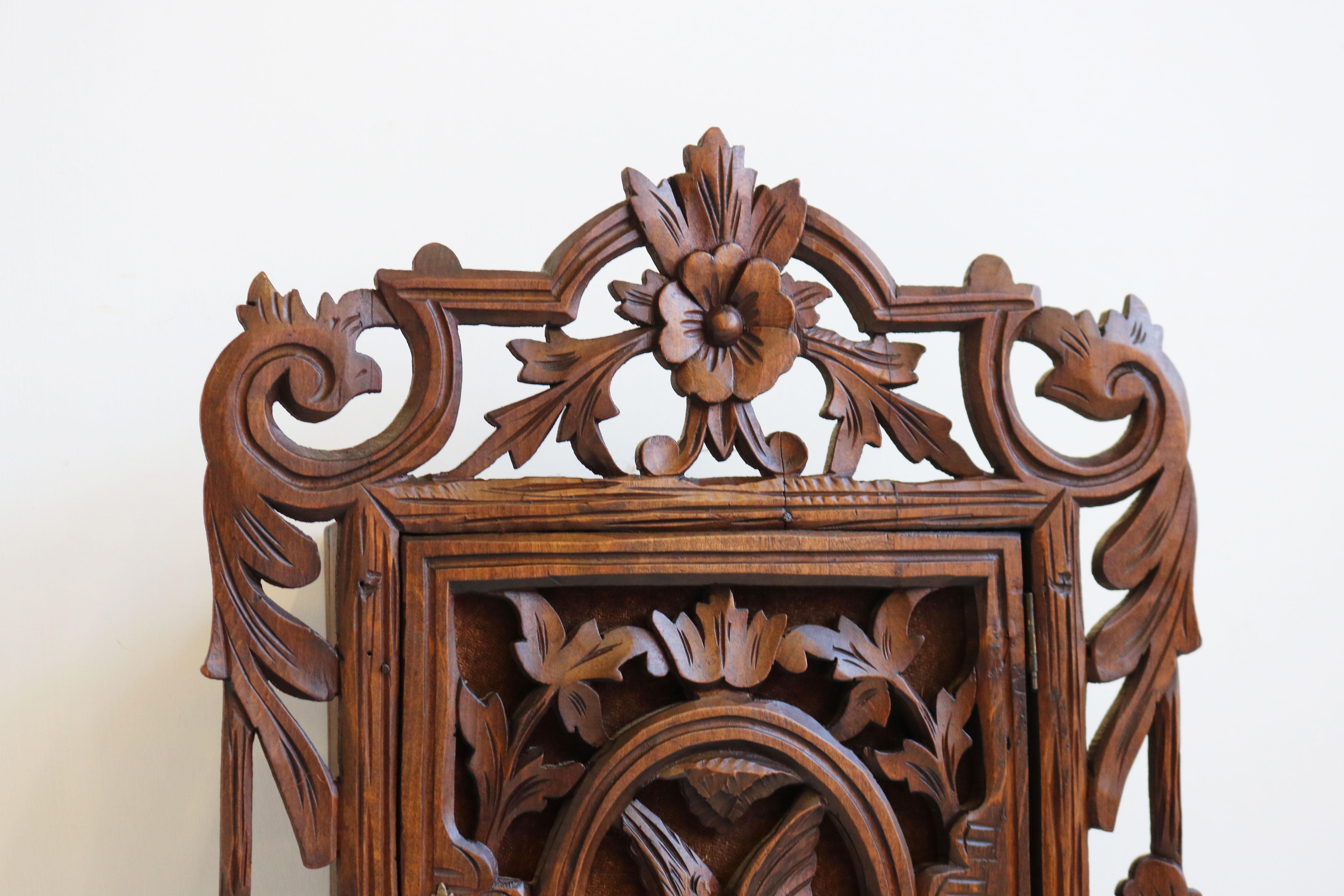 Antique Swiss Black Forest Carved Wall Cabinet 19th Century Bird Hunt Style 2