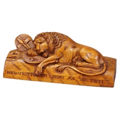 Antique Swiss Carved Lion with Heraldic Shield, Luzern circa 1900
