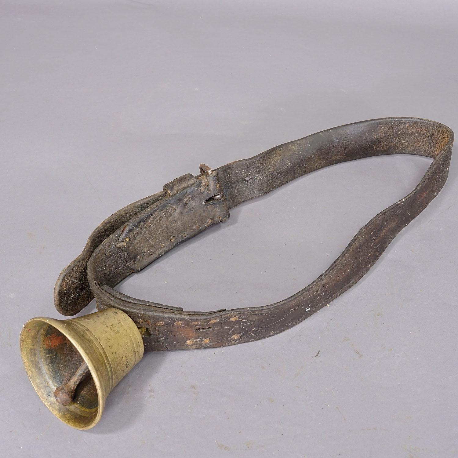 Black Forest Antique Swiss Casted Bronze Cattle Bell ca. 1900s
