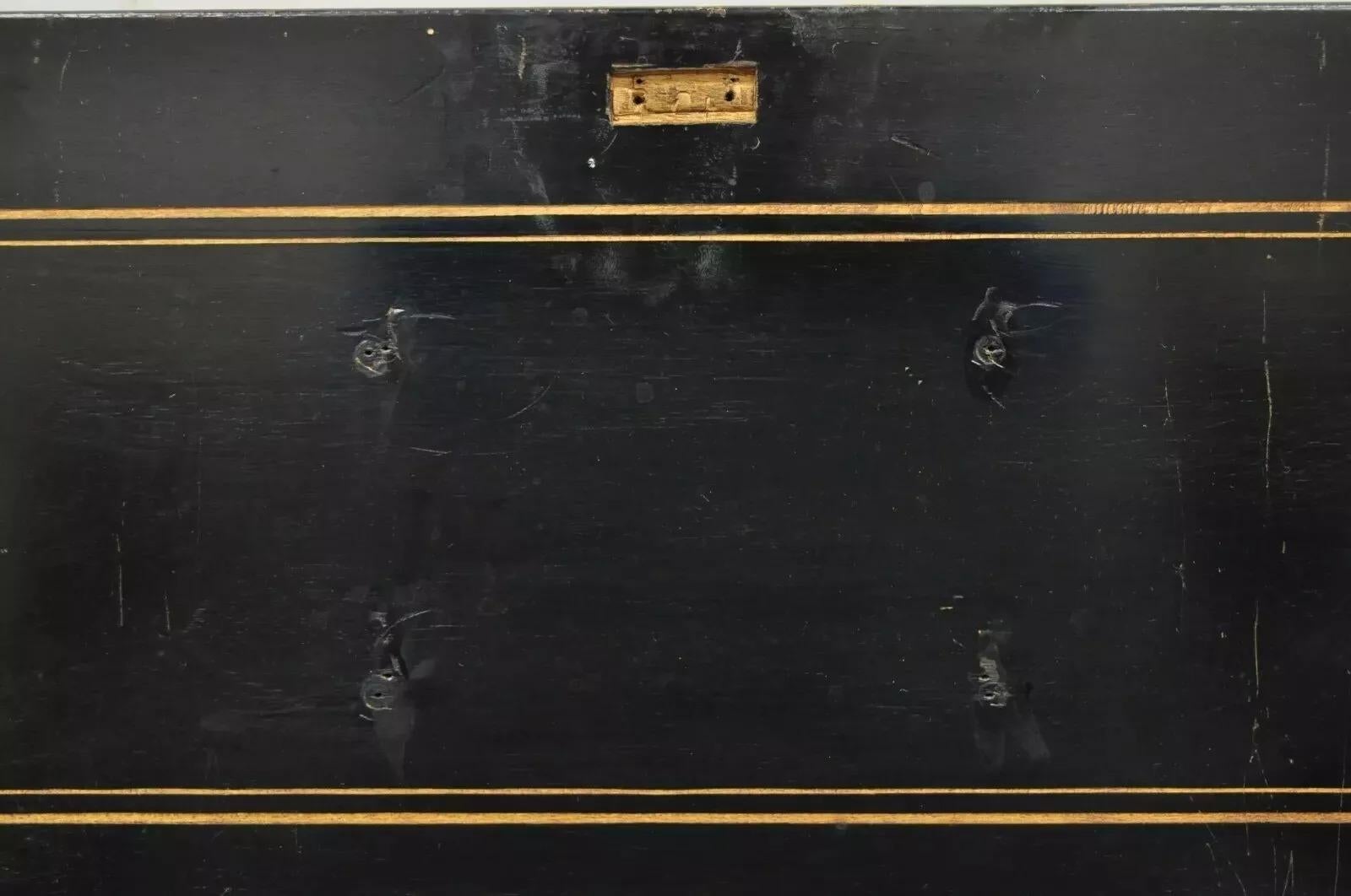 Caja de música de cilindro con incrustaciones de marquetería continental suiza antigua de A.V. Bornard en venta 4