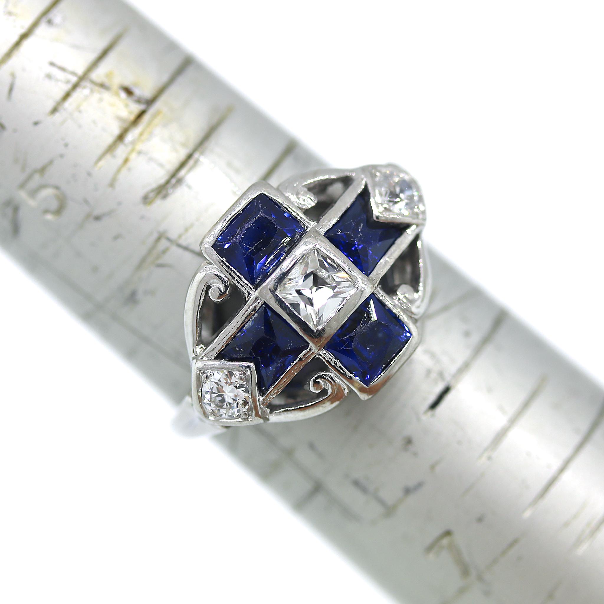 Antique Swiss Cut Sapphire and Diamond Ring in Platinum In Good Condition For Sale In New York, NY