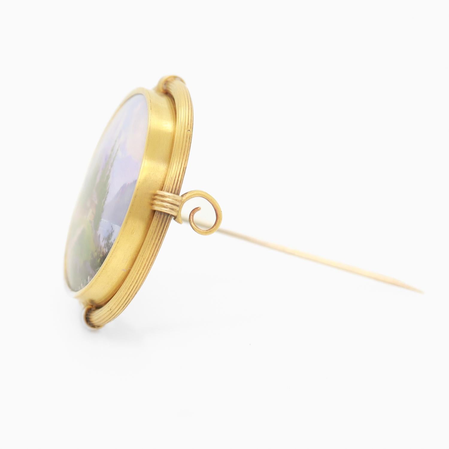 Antique Swiss Enamel and 14k Gold Brooch with a Mont Blanc Scene For Sale 1