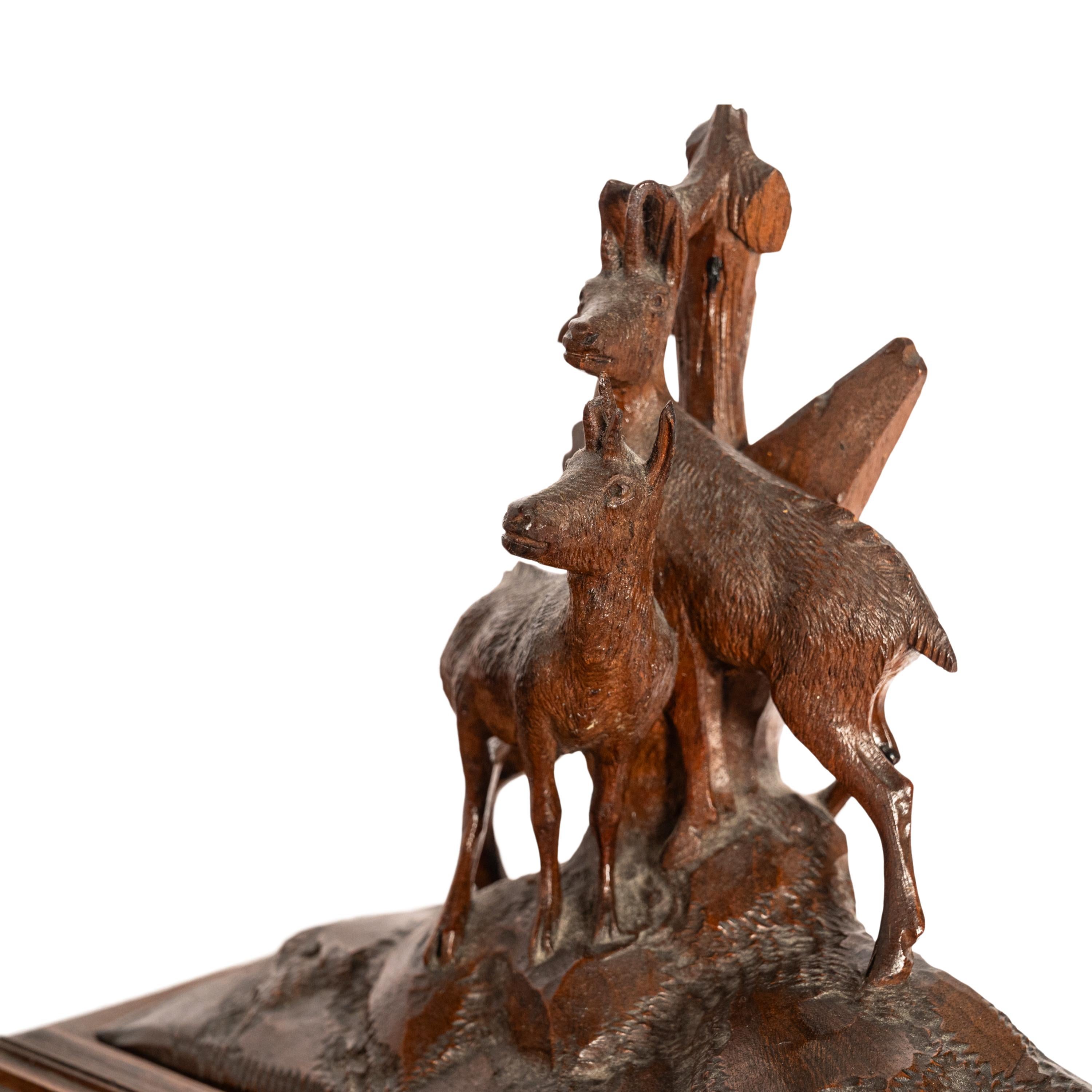 Antique Swiss German Black Forest Brienz Carved Jewelry Box Deer Edelweiss 1890 9