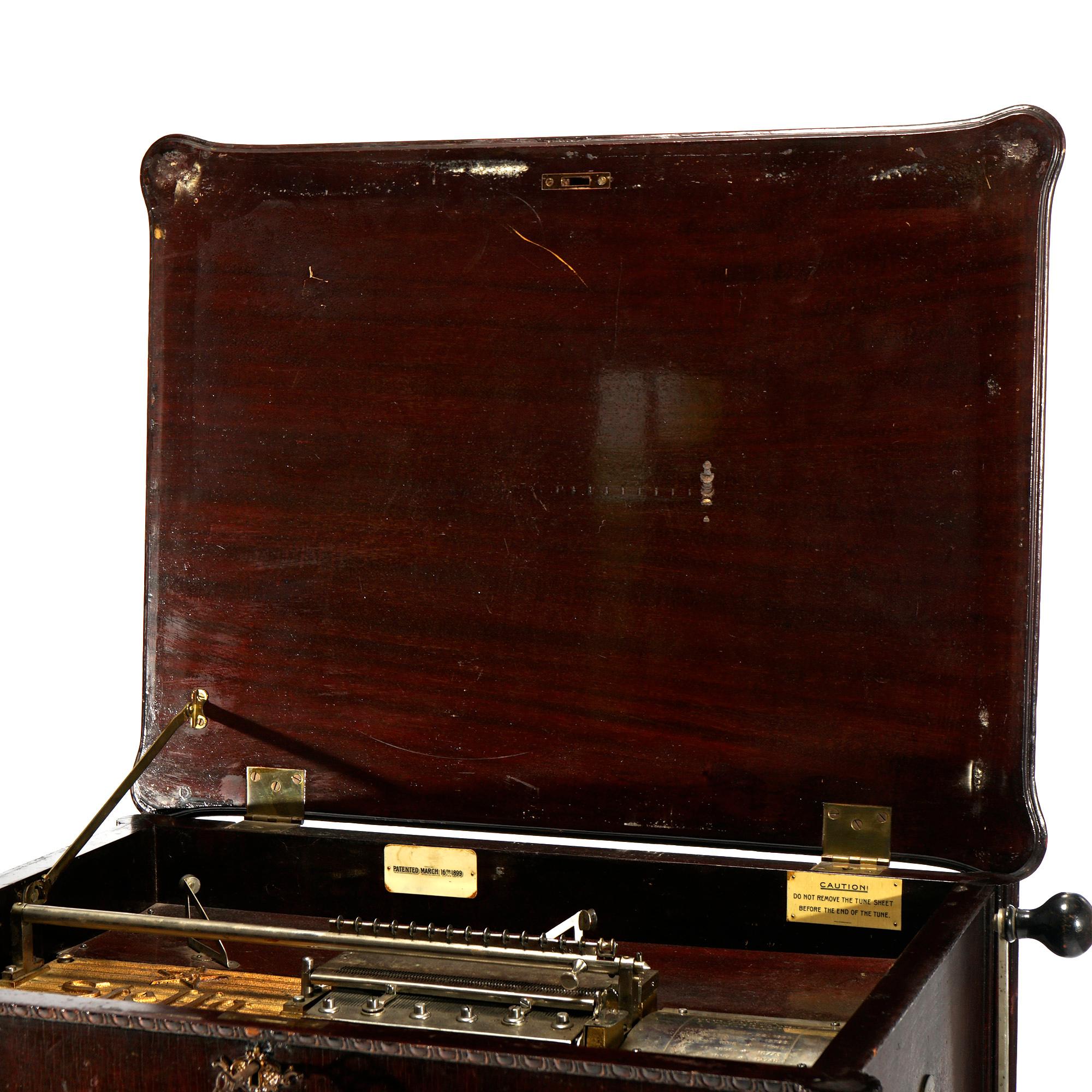 Antique Swiss Made Stella Upright Disc Music Box, Circa 1890 In Good Condition In Big Flats, NY
