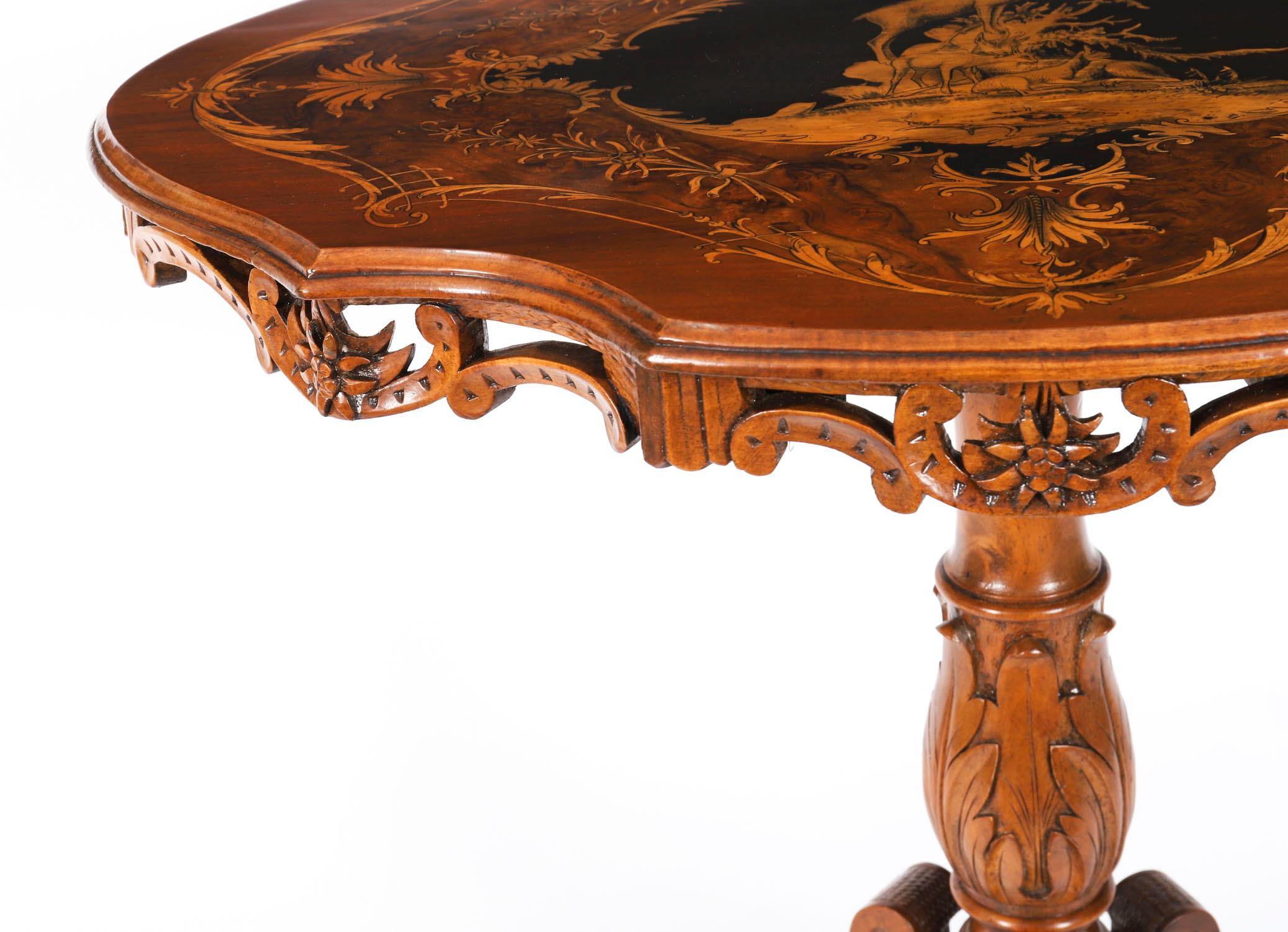 Antique Swiss Walnut Marquetry Occasional Table 19th Century en vente 7