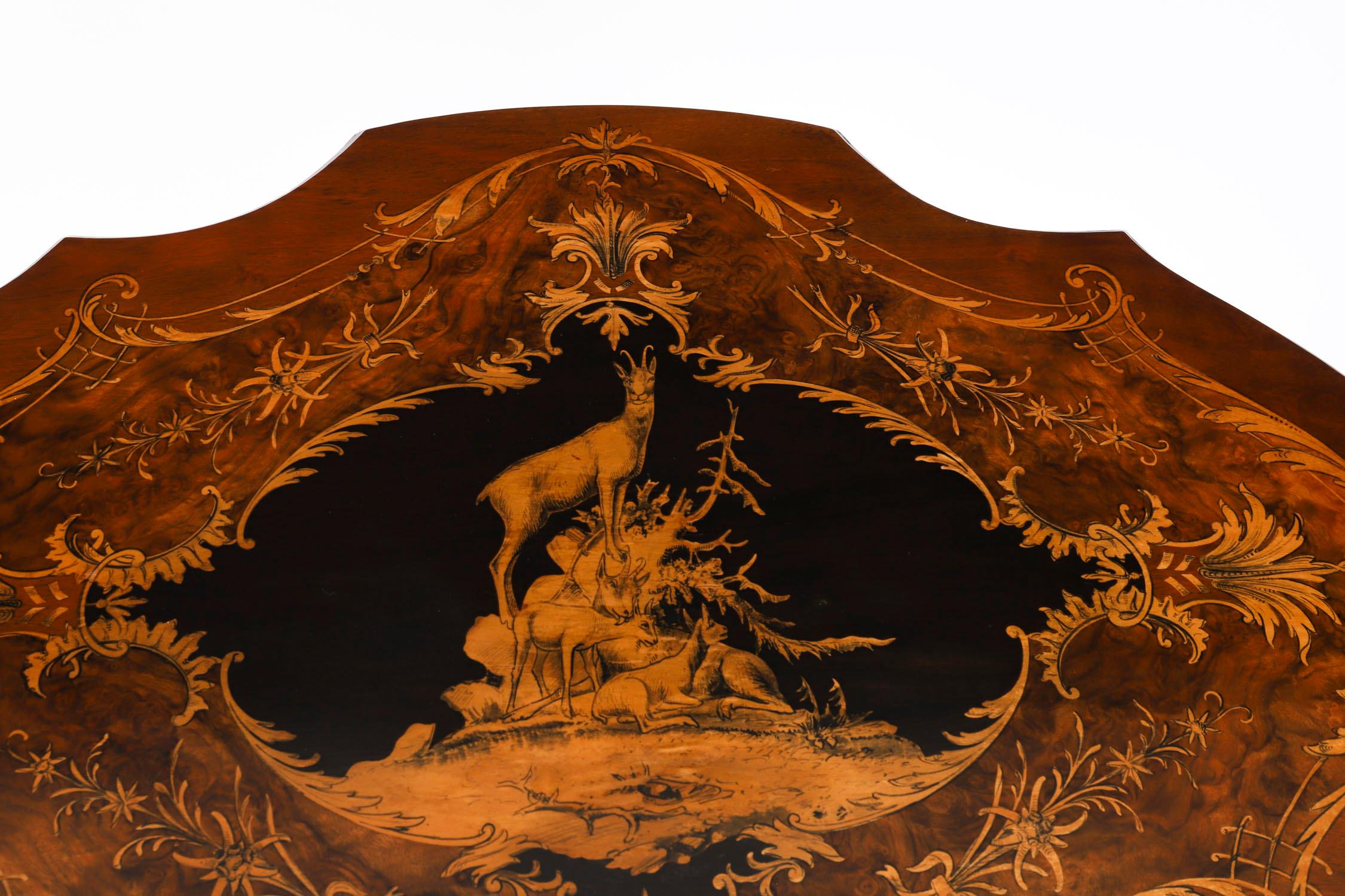 Marqueterie Antique Swiss Walnut Marquetry Occasional Table 19th Century en vente