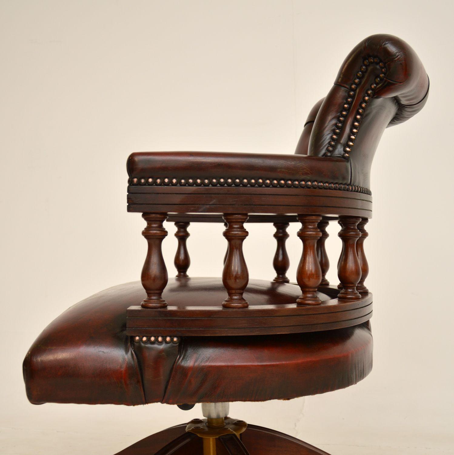 Mid-20th Century Antique Swivel Captains Desk Chair
