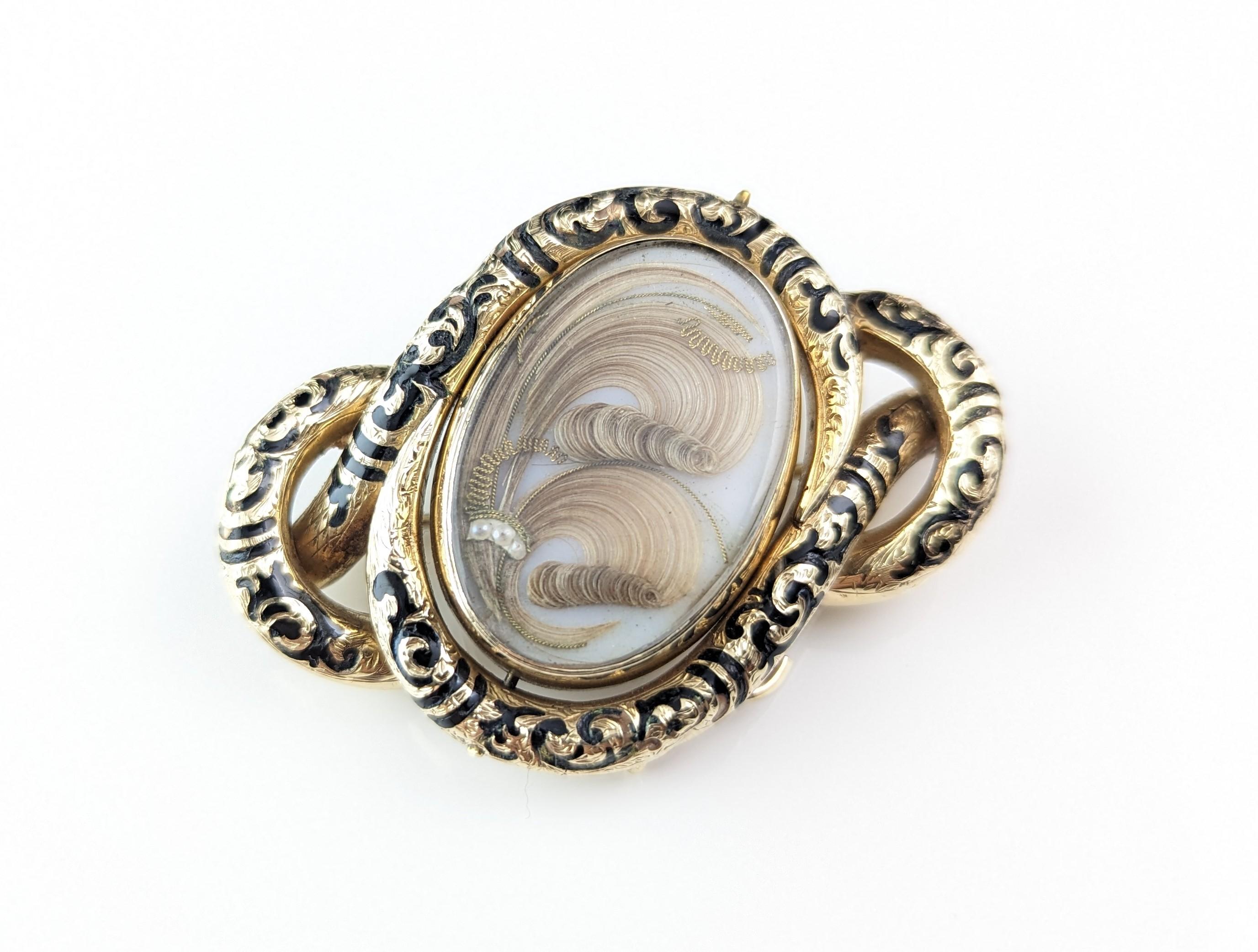 Antique Swivel Mourning Brooch pendant, 15k gold and black enamel  For Sale 6