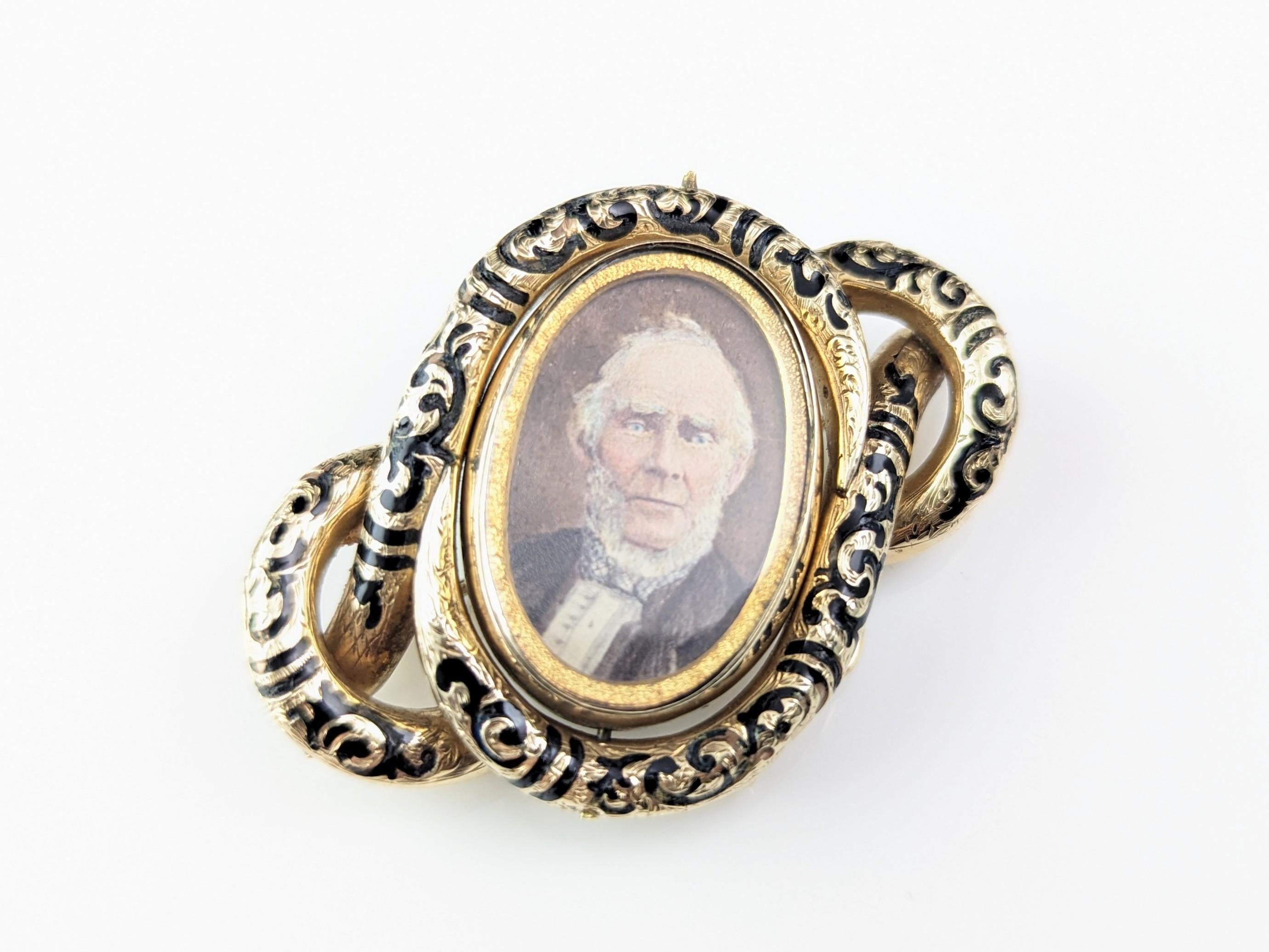 Women's or Men's Antique Swivel Mourning Brooch pendant, 15k gold and black enamel  For Sale