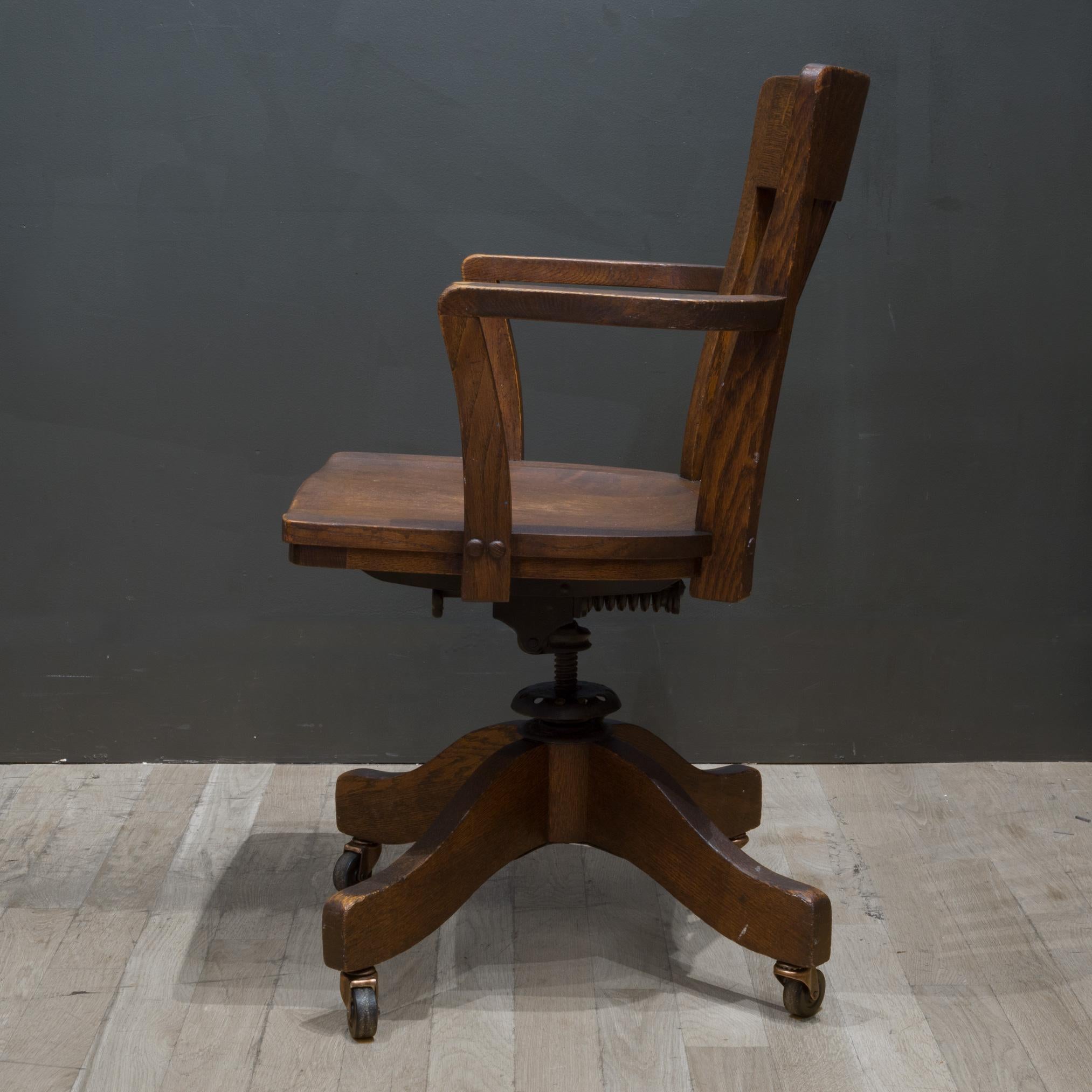 Industrial Antique Swivel Oak Desk Chair, circa 1940
