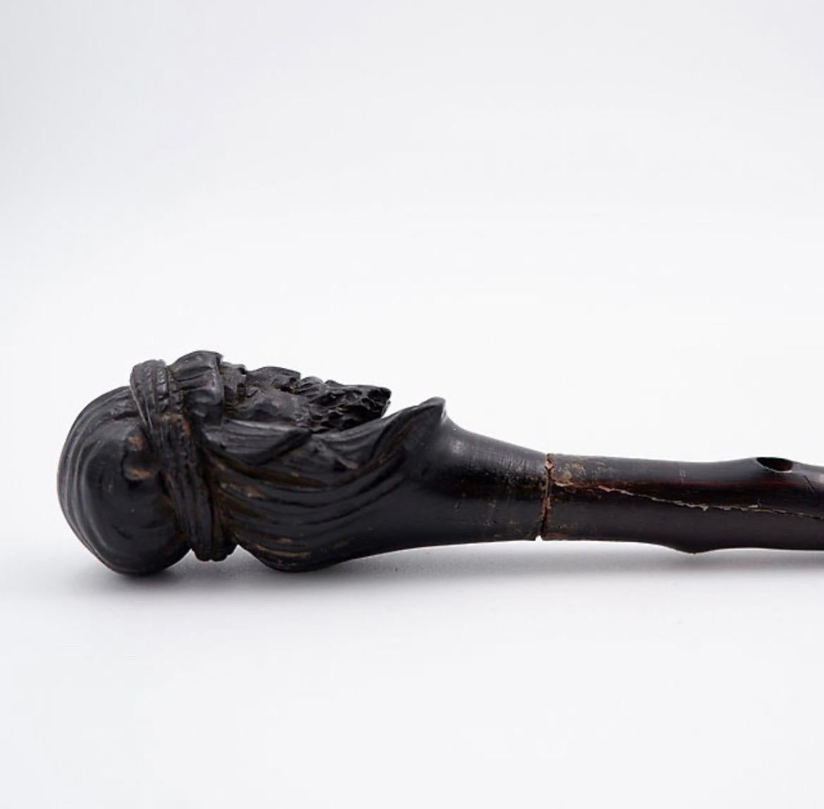 Ancien bâton de sabre avec tête sculptée en vente 3