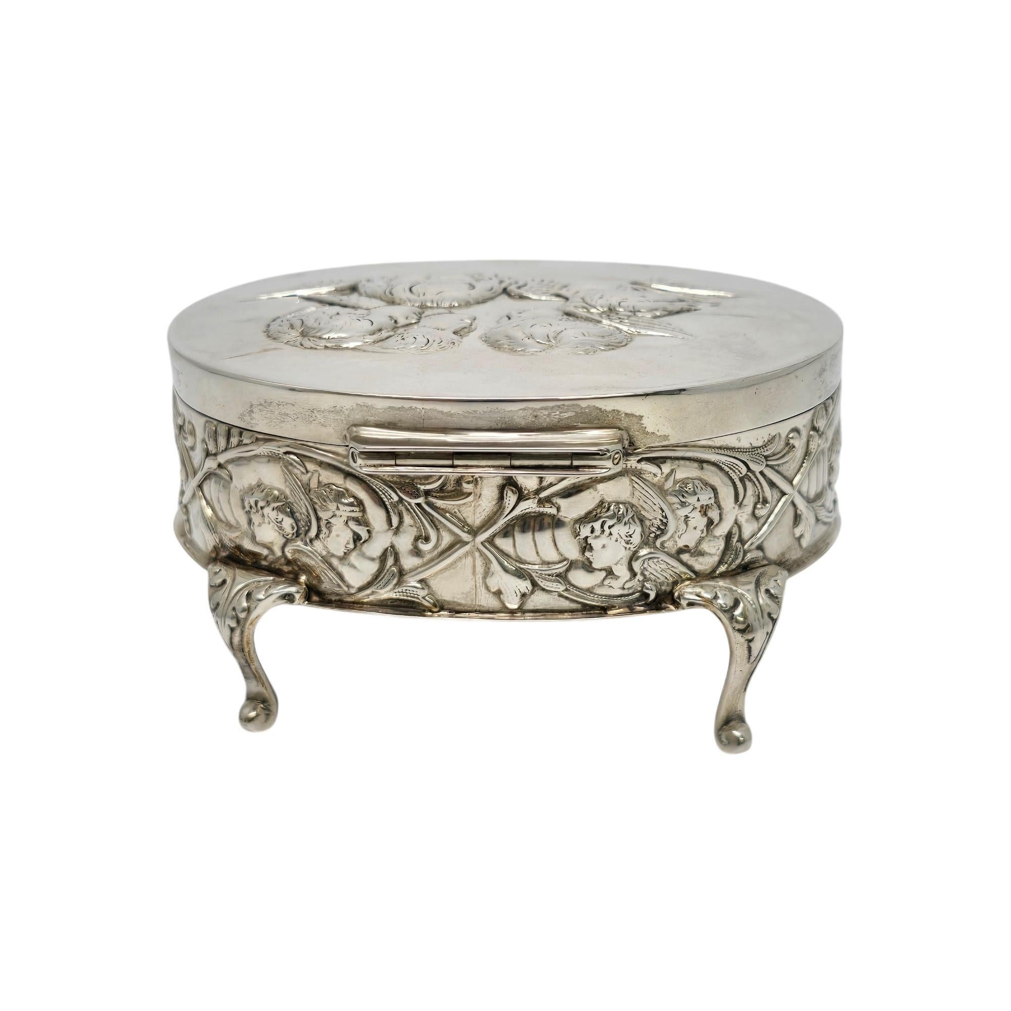 Donna Antico Synyer & Beddoes Inghilterra Argento Sterling Angel Oval Footed Box #19863 in vendita