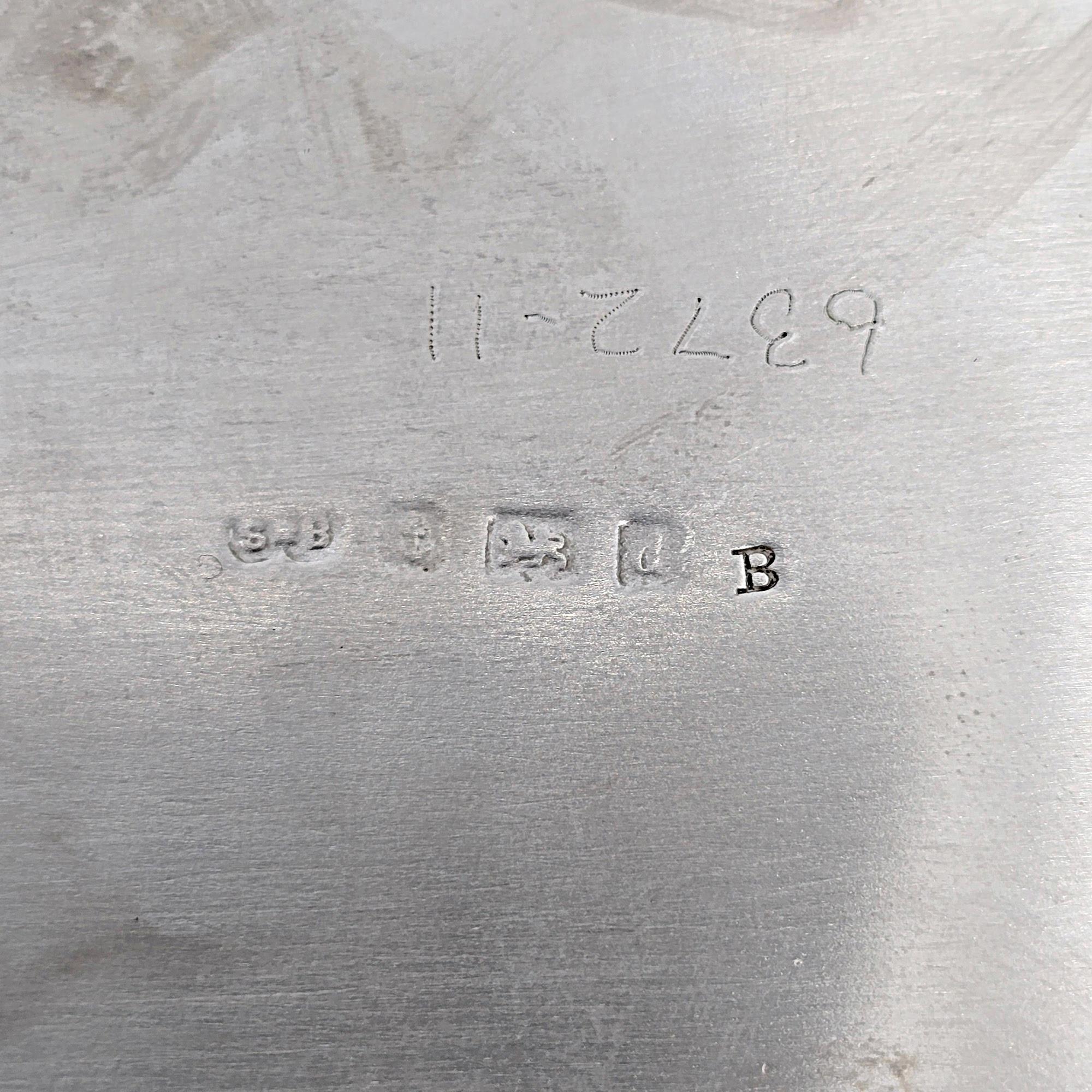 Antico Synyer & Beddoes Inghilterra Argento Sterling Angel Oval Footed Box #19863 in vendita 5